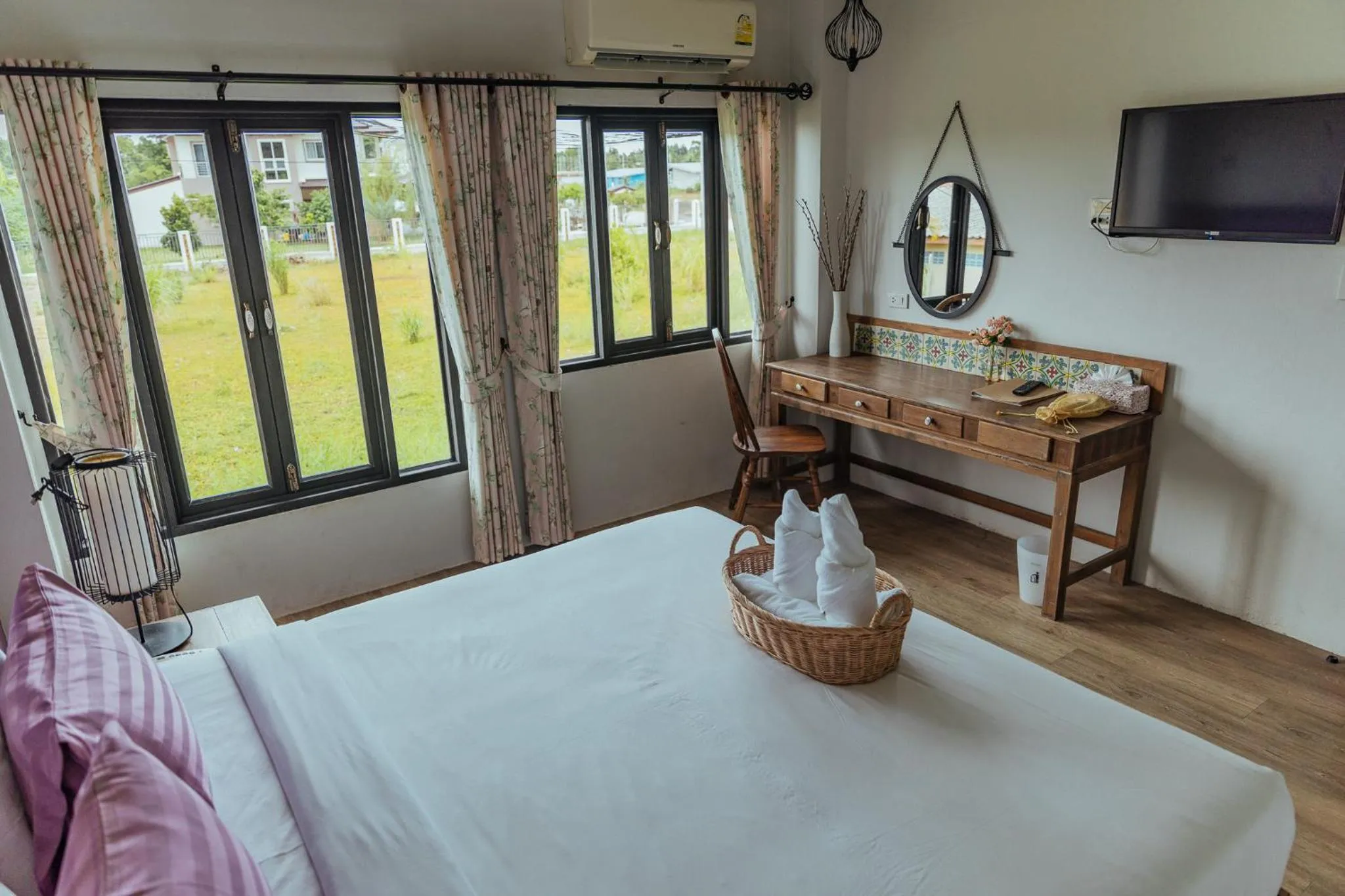 Bedroom, Bed in Hotel Toscana Trat