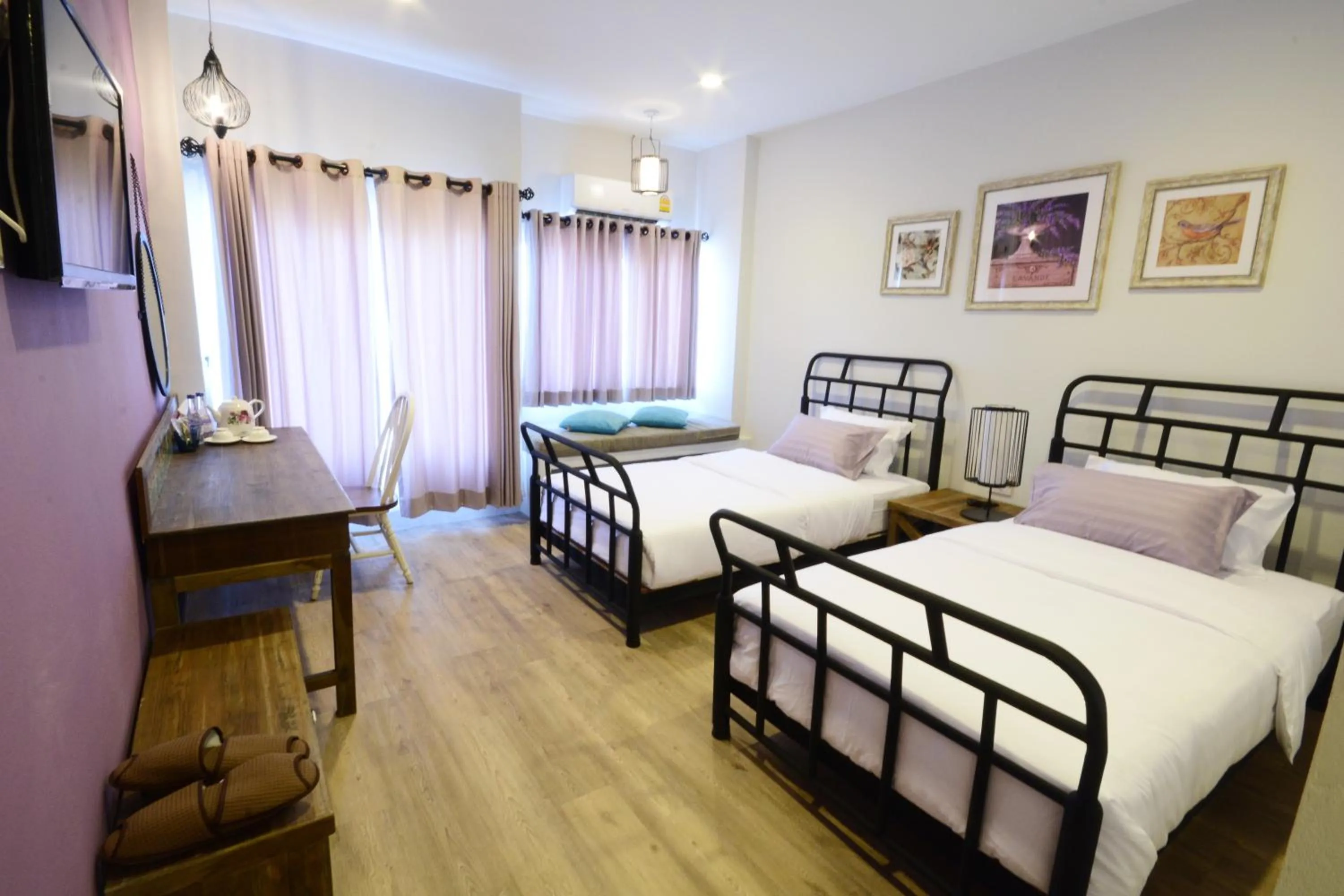 Bed in Hotel Toscana Trat