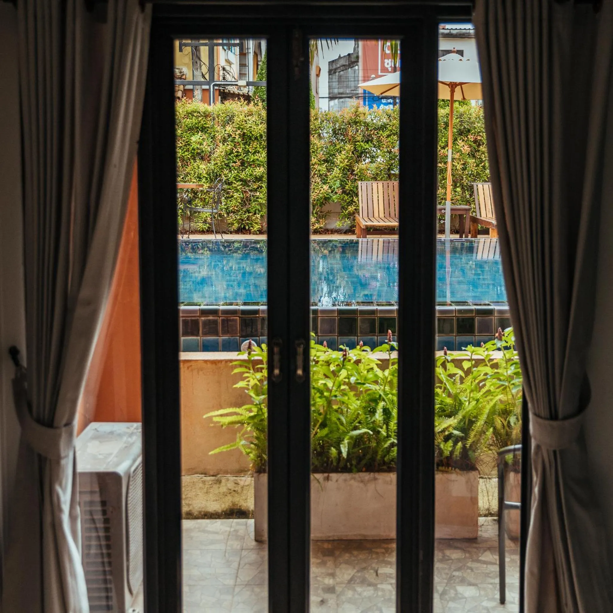 Pool view in Hotel Toscana Trat