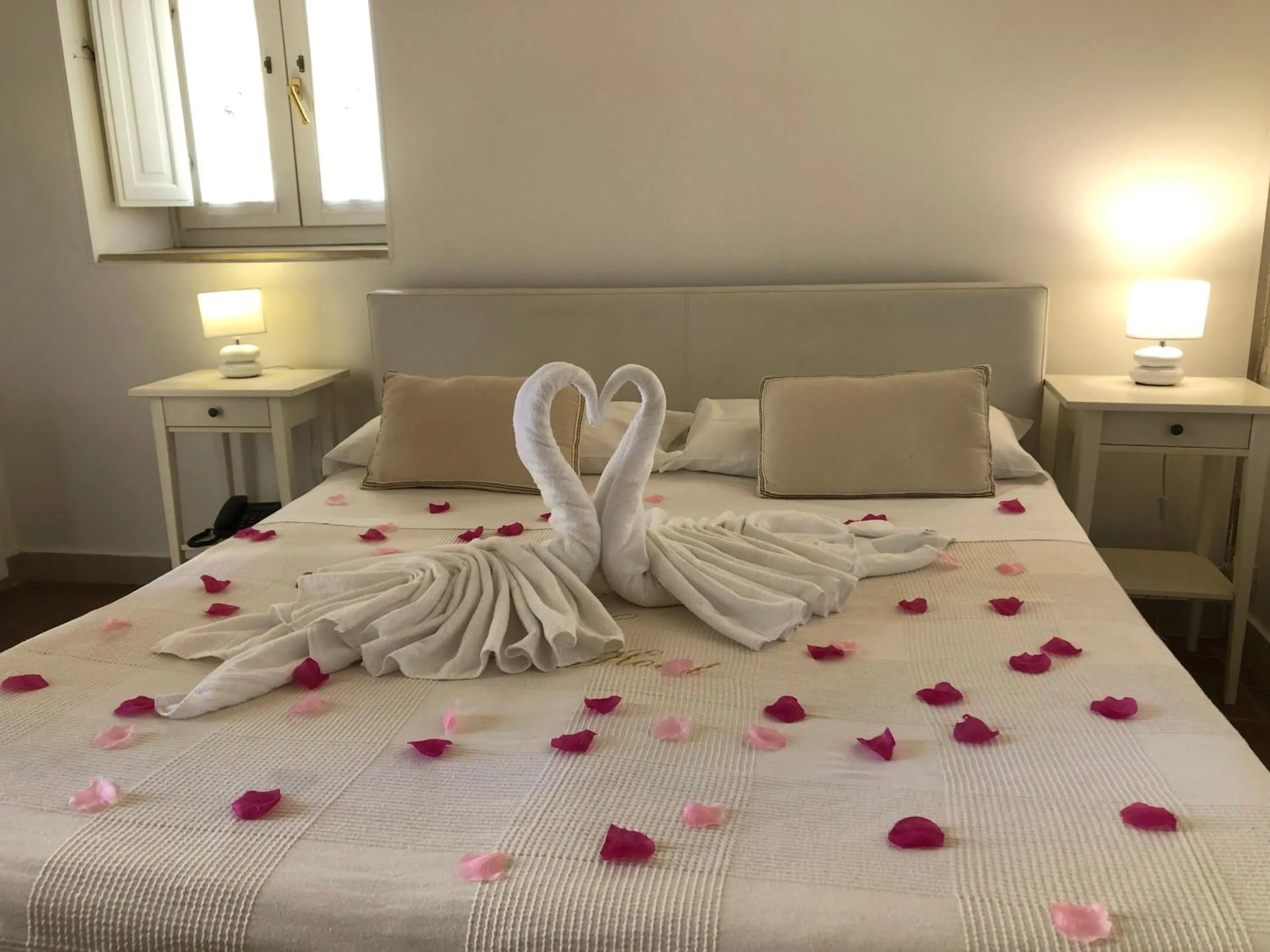 Decorative detail, Bed in Caveoso Hotel