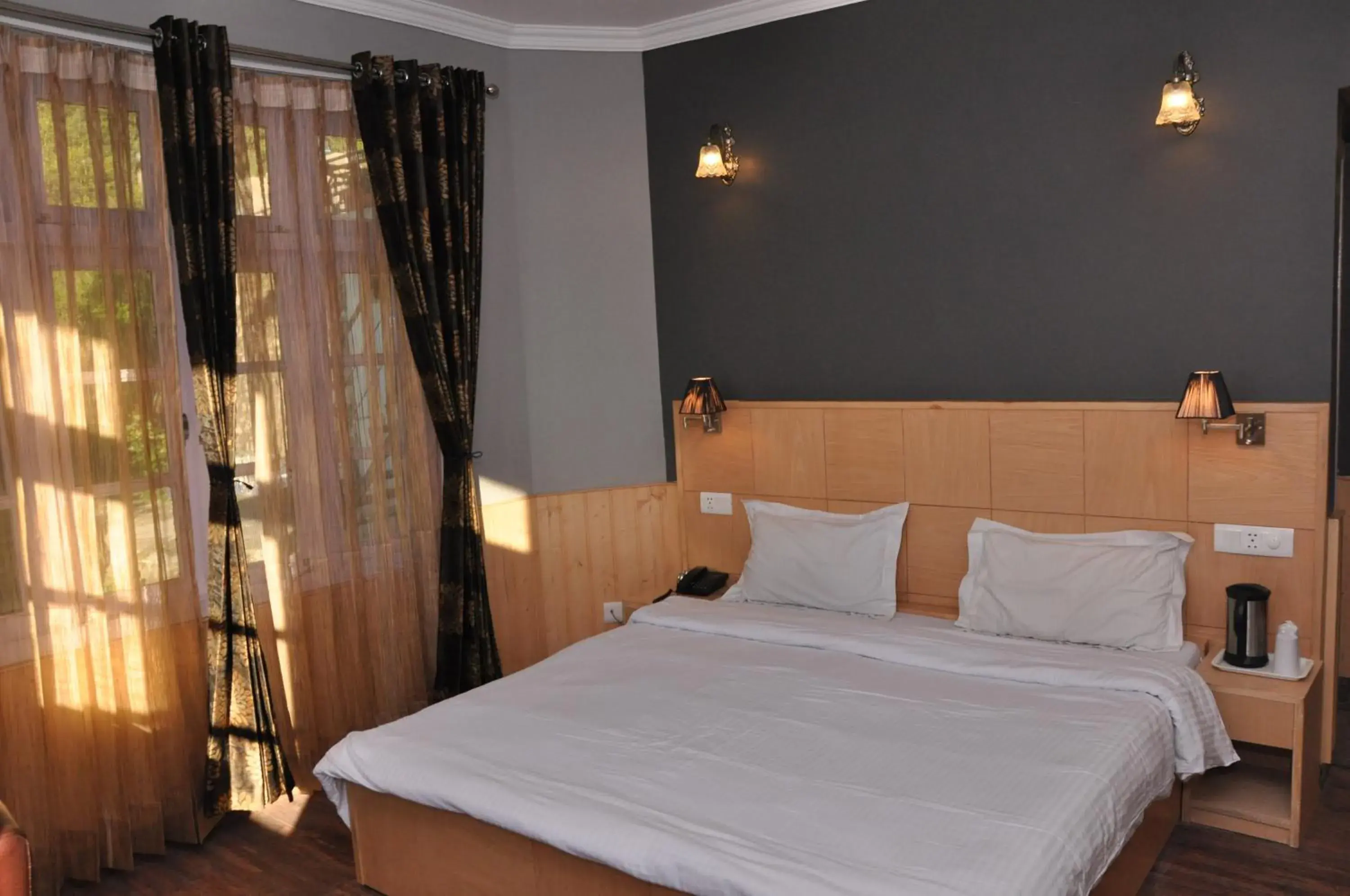 cot, Bed in Hotel Ekant cot, Bed in Hotel Ekant