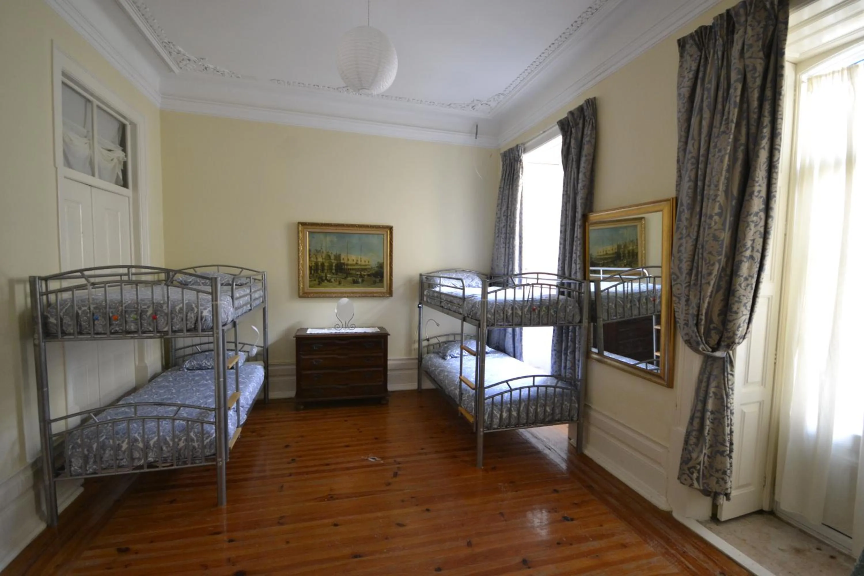 Bunk Bed in Female Dormitory Room   in Sport Hostel Figueira da Foz