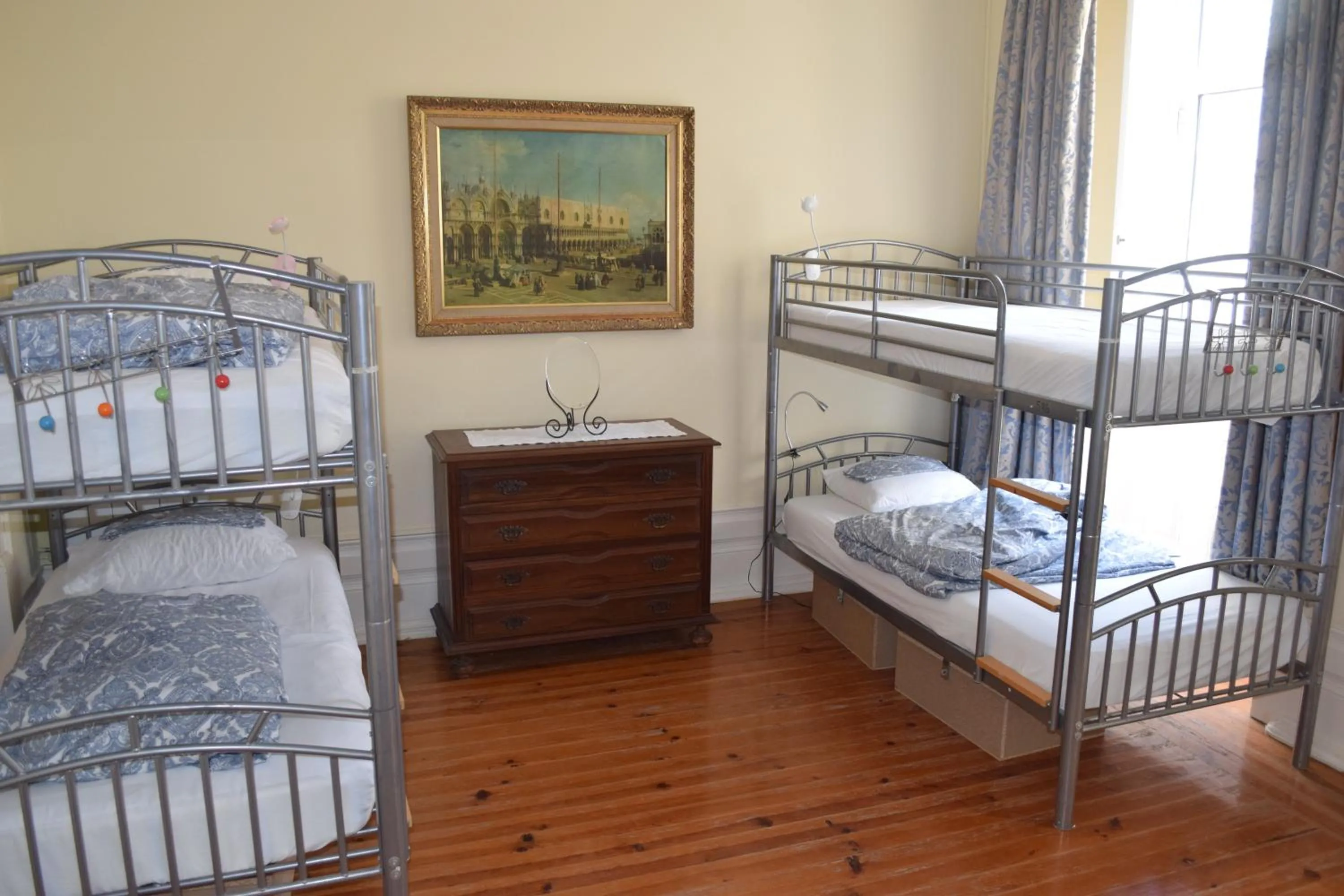 Bunk Bed in Female Dormitory Room   in Sport Hostel Figueira da Foz