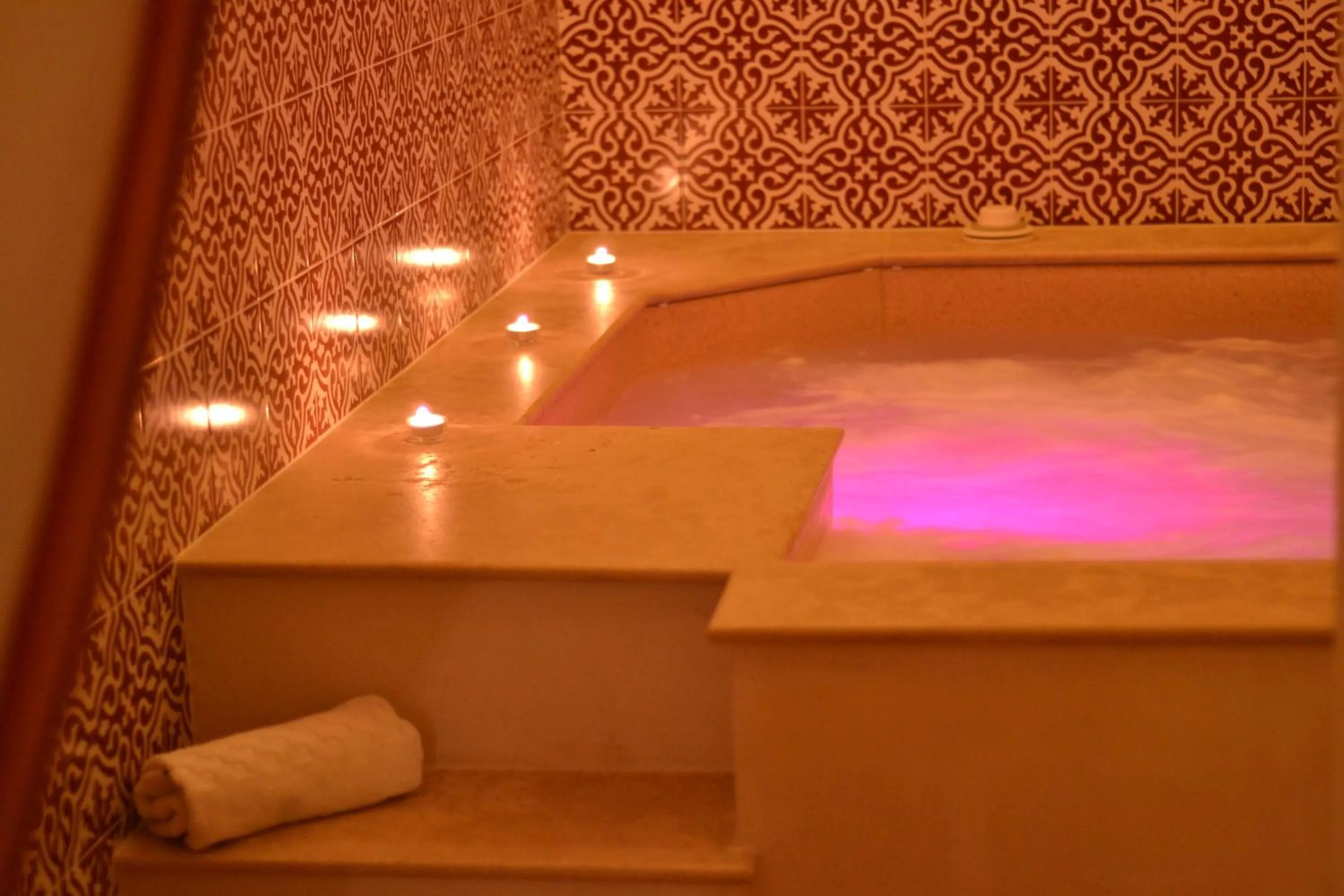 Hot Tub in Villa Il Poggiale Dimora Storica