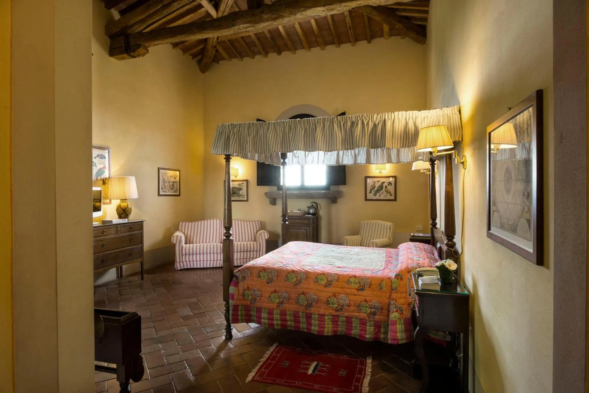 Photo of the whole room, Bed in Villa Il Poggiale Dimora Storica