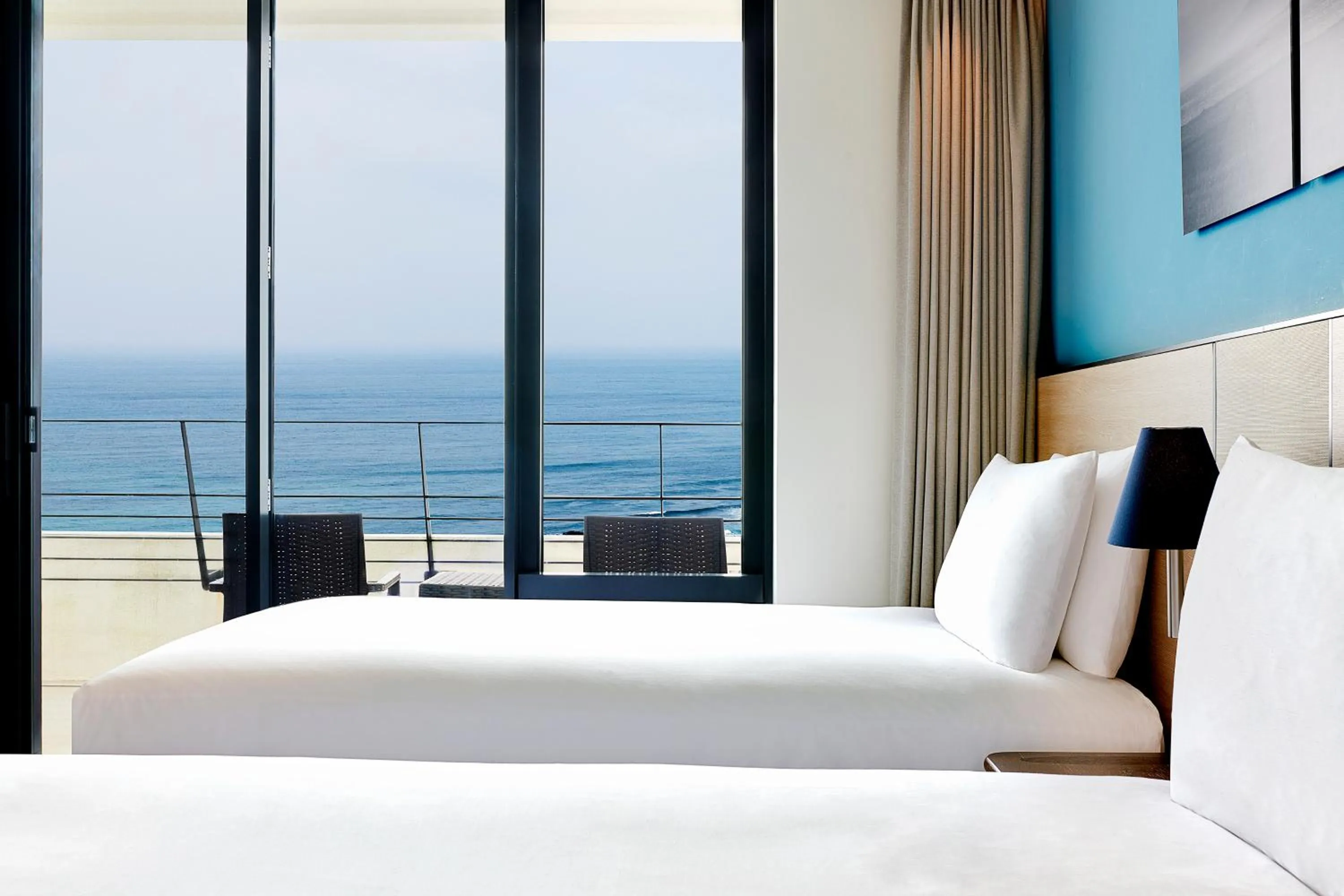 Bedroom, Bed in Parnas Hotel Jeju