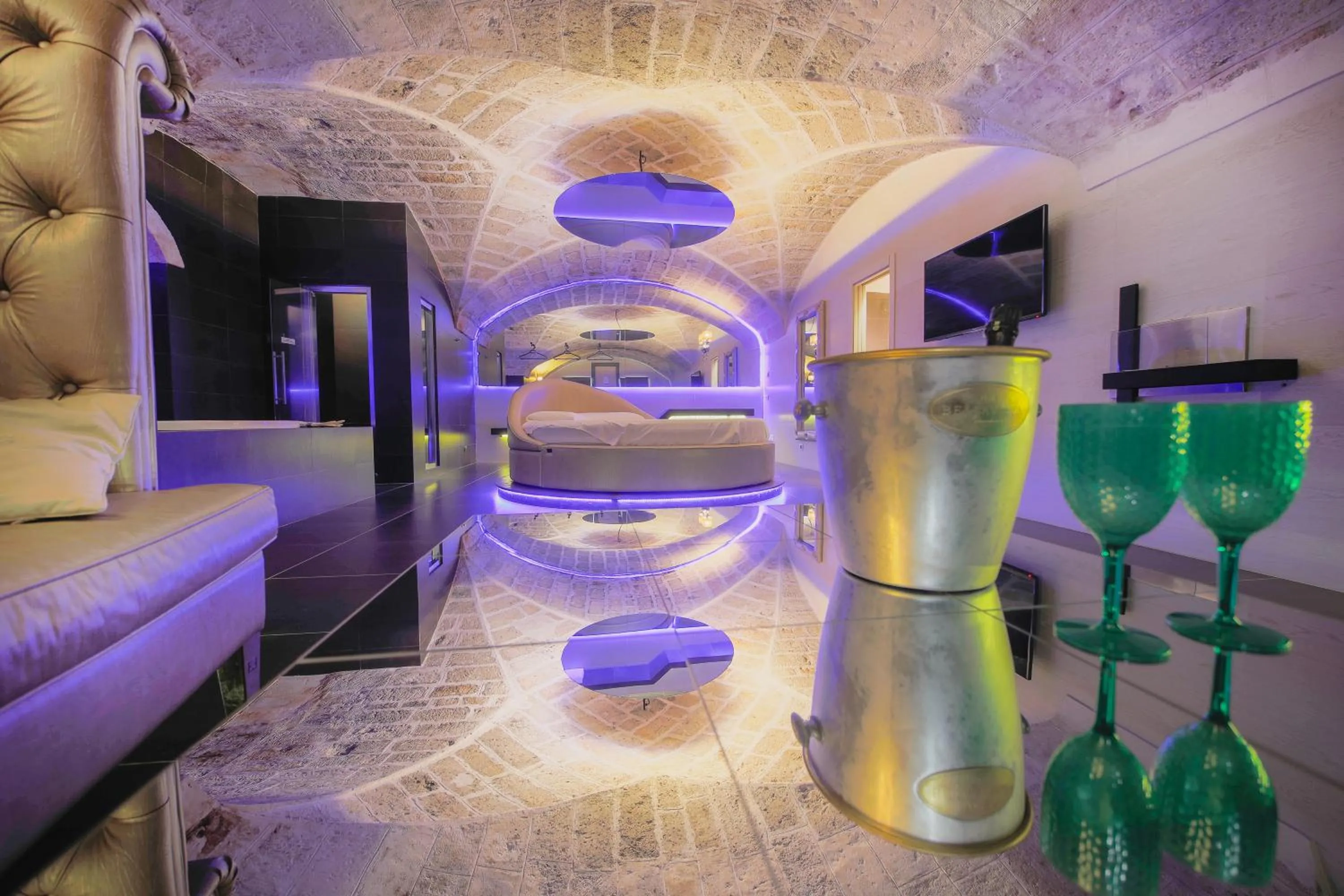 Bed in Cleros Sky Lounge