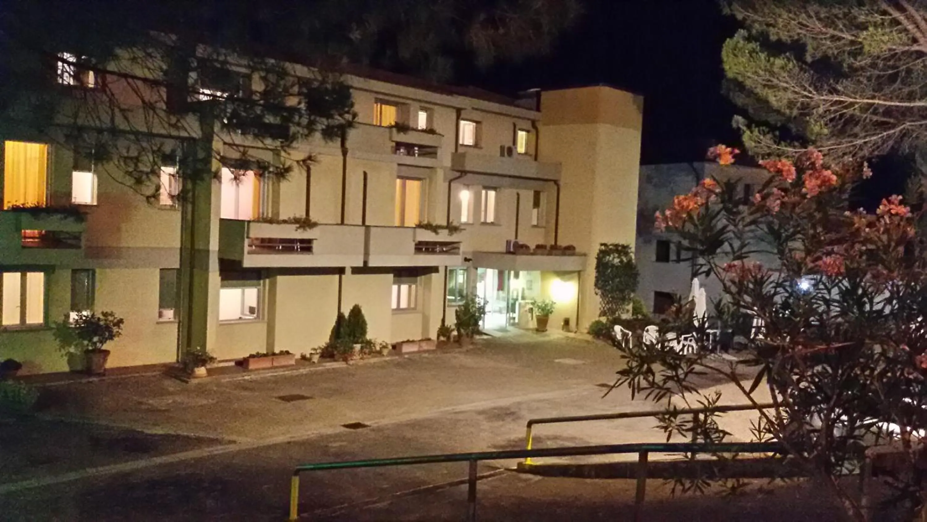 Facade/entrance in Hotel Primavera