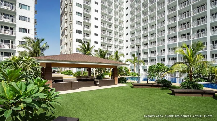 Garden in Shore Residences Mall of Asia Pool View 200mbps Free Wi-Fi