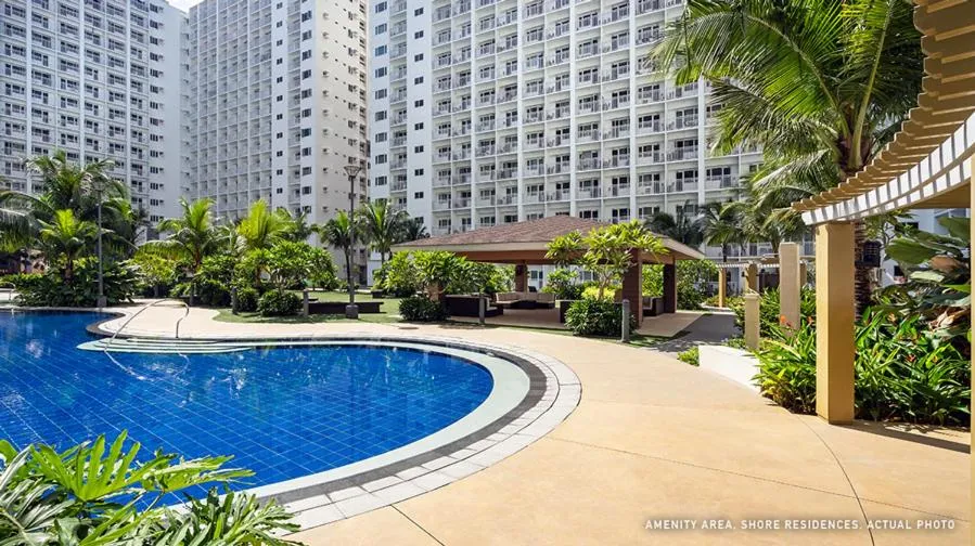 Swimming pool in Shore Residences Mall of Asia Pool View 200mbps Free Wi-Fi