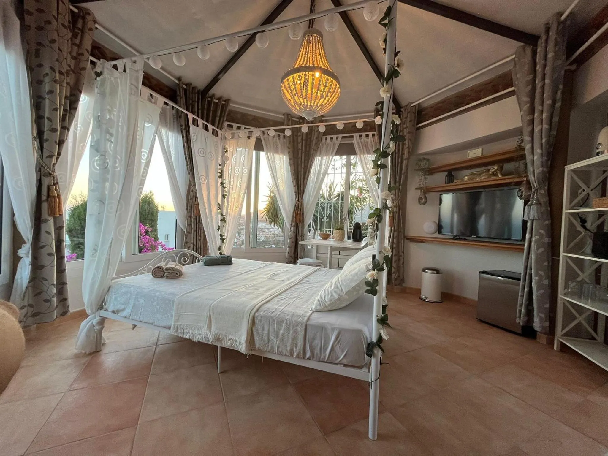 Photo of the whole room, Bed in Casa Hermosa