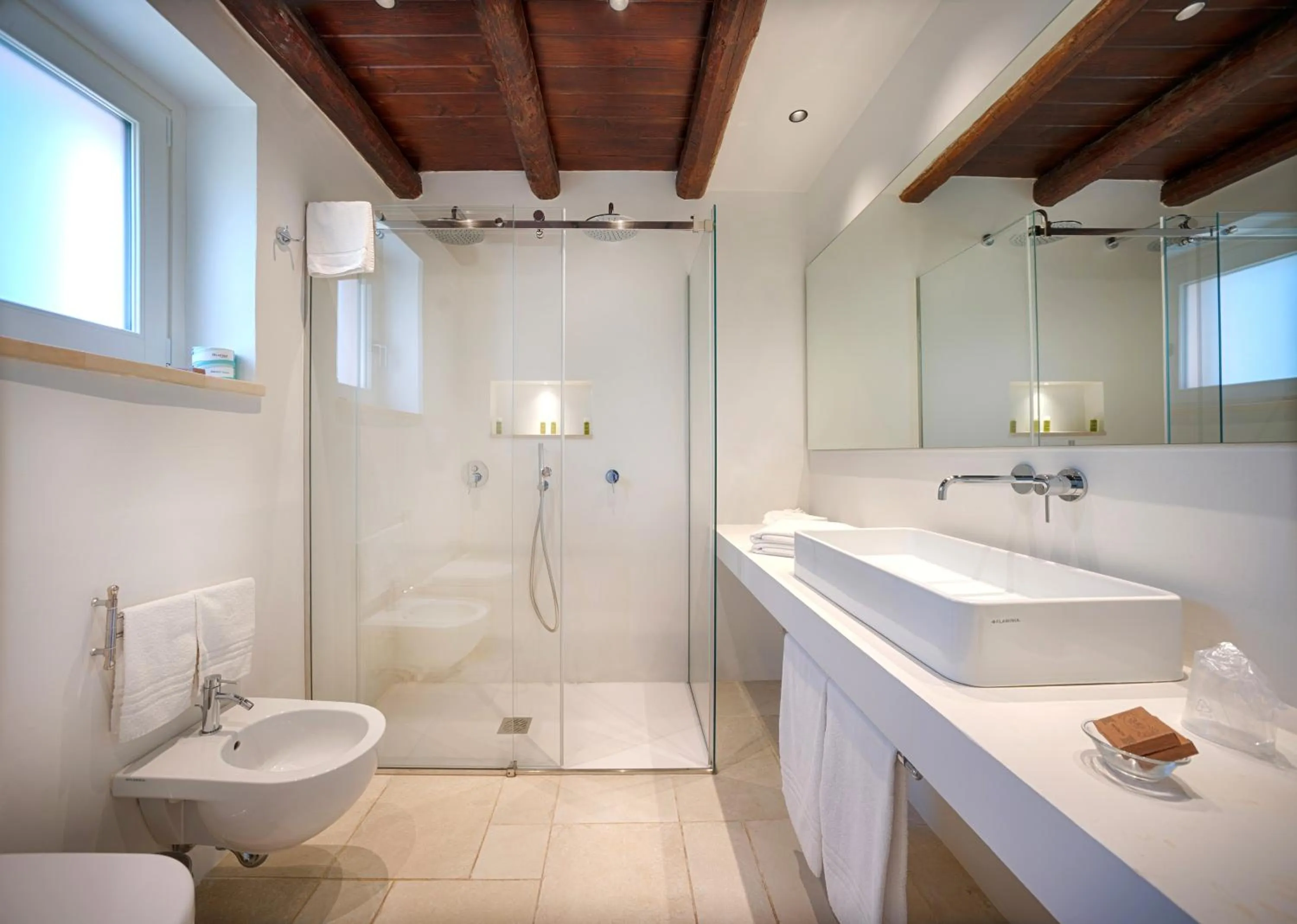 Bathroom in Masseria Degli Ulivi - Noto