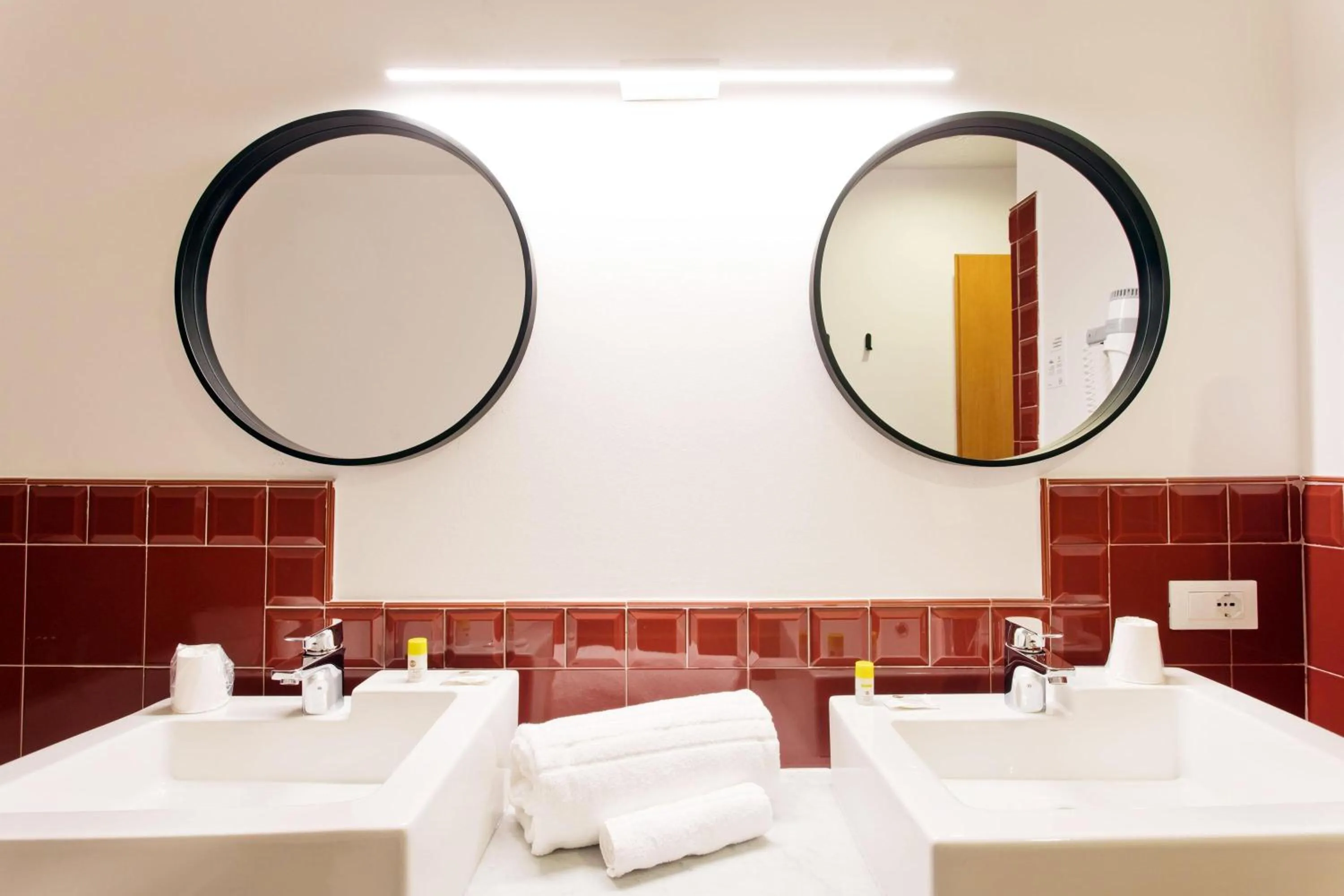 Photo of the whole room in B&B Hotel Palermo Quattro Canti