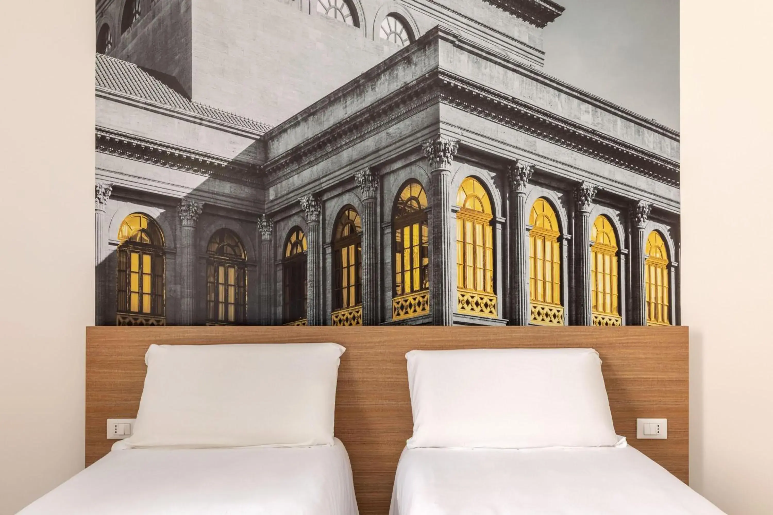 Twin Room with View in B&B Hotel Palermo Quattro Canti Twin Room with View in B&B Hotel Palermo Quattro Canti