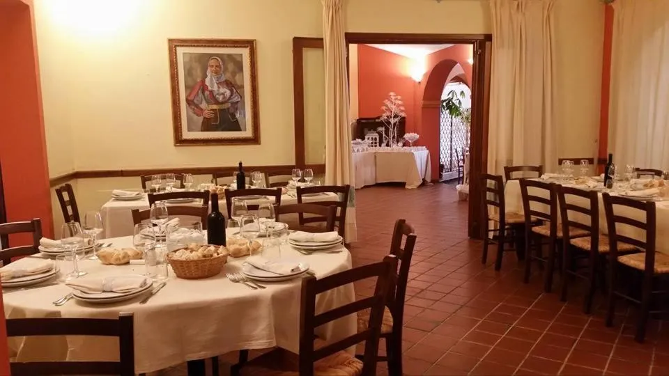 Restaurant/places to eat in Hotel L'Ulivo
