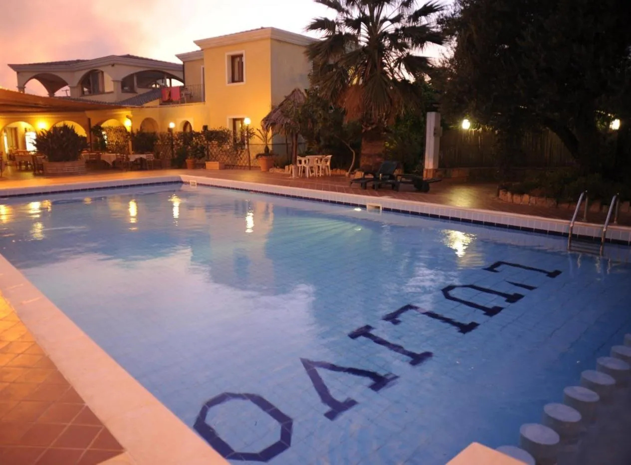 Swimming pool in Hotel L'Ulivo
