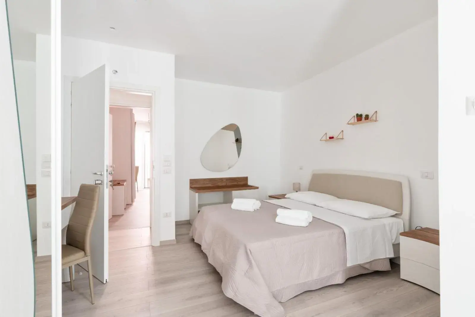 Superior Triple Room with Sea View in Affittacamere L'Eolie Superior Triple Room with Sea View in Affittacamere L'Eolie