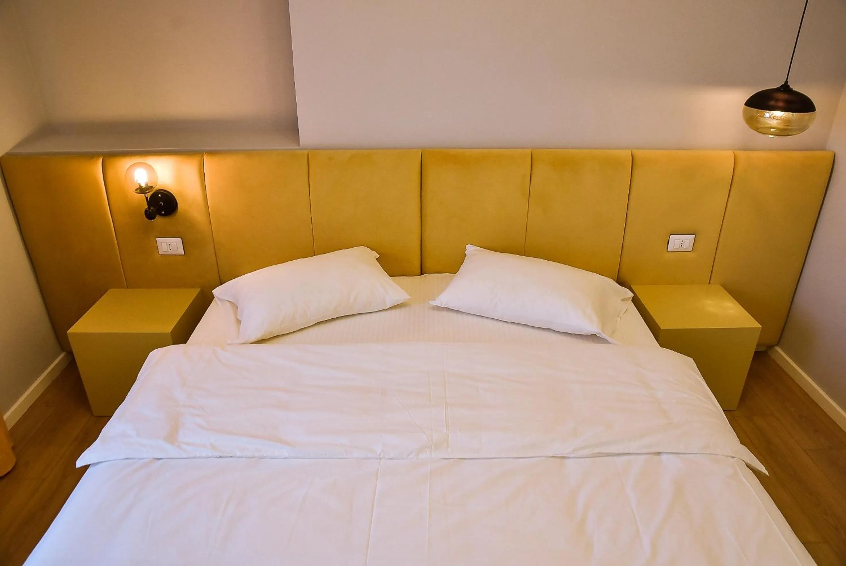 Photo of the whole room, Bed in Hotel Jurgen