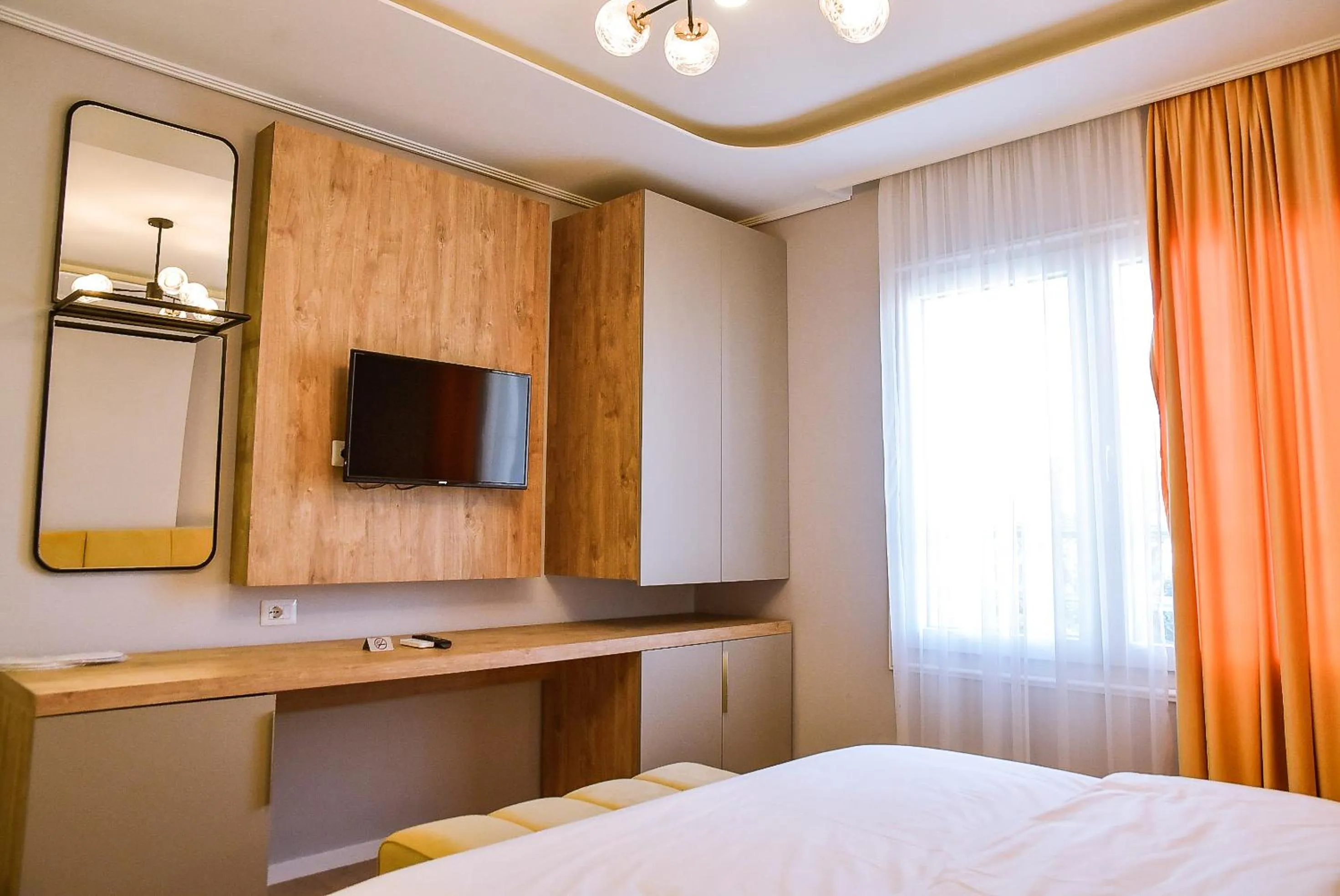 Photo of the whole room, Bed in Hotel Jurgen