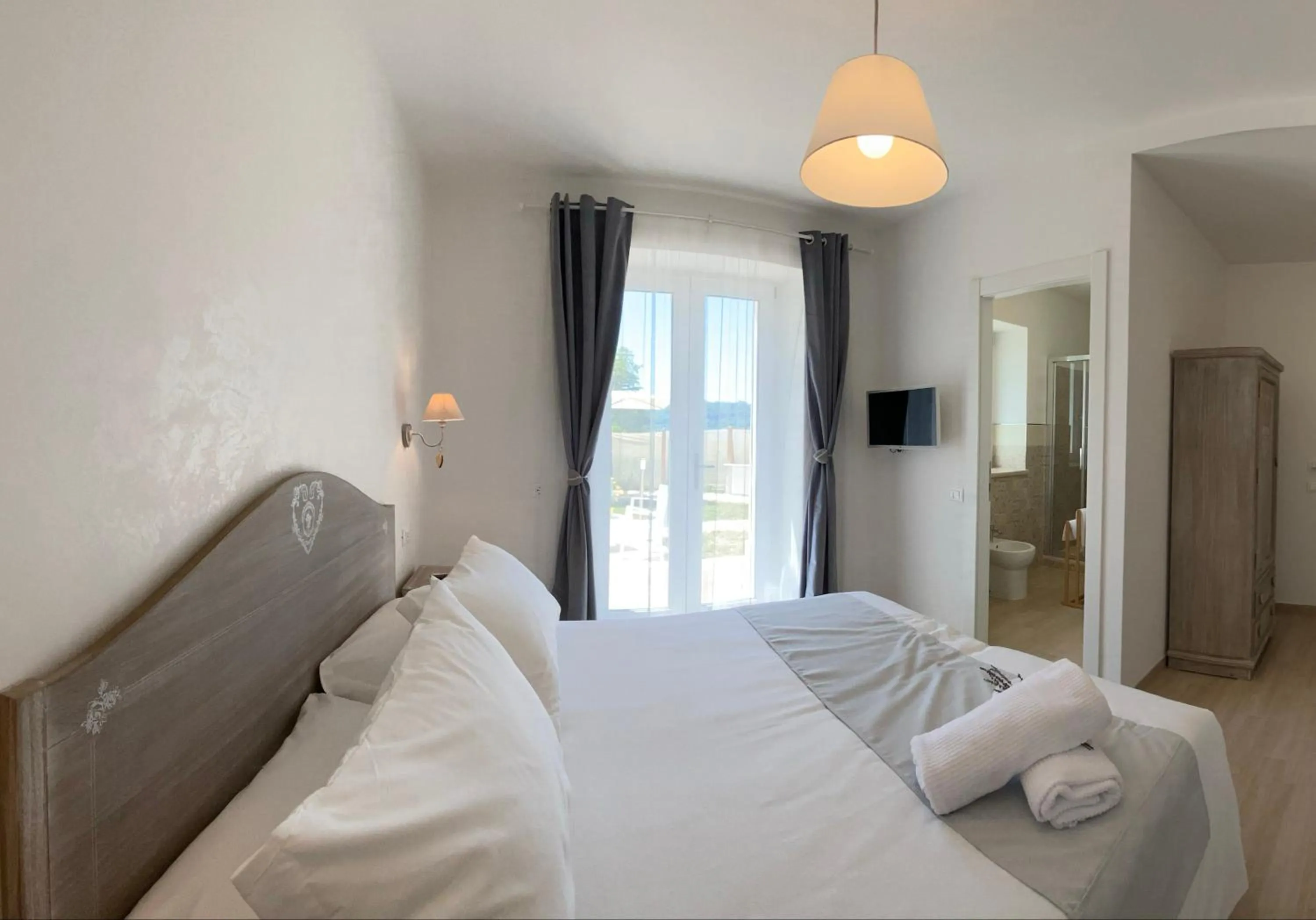 Bed in il Lago di Nemi