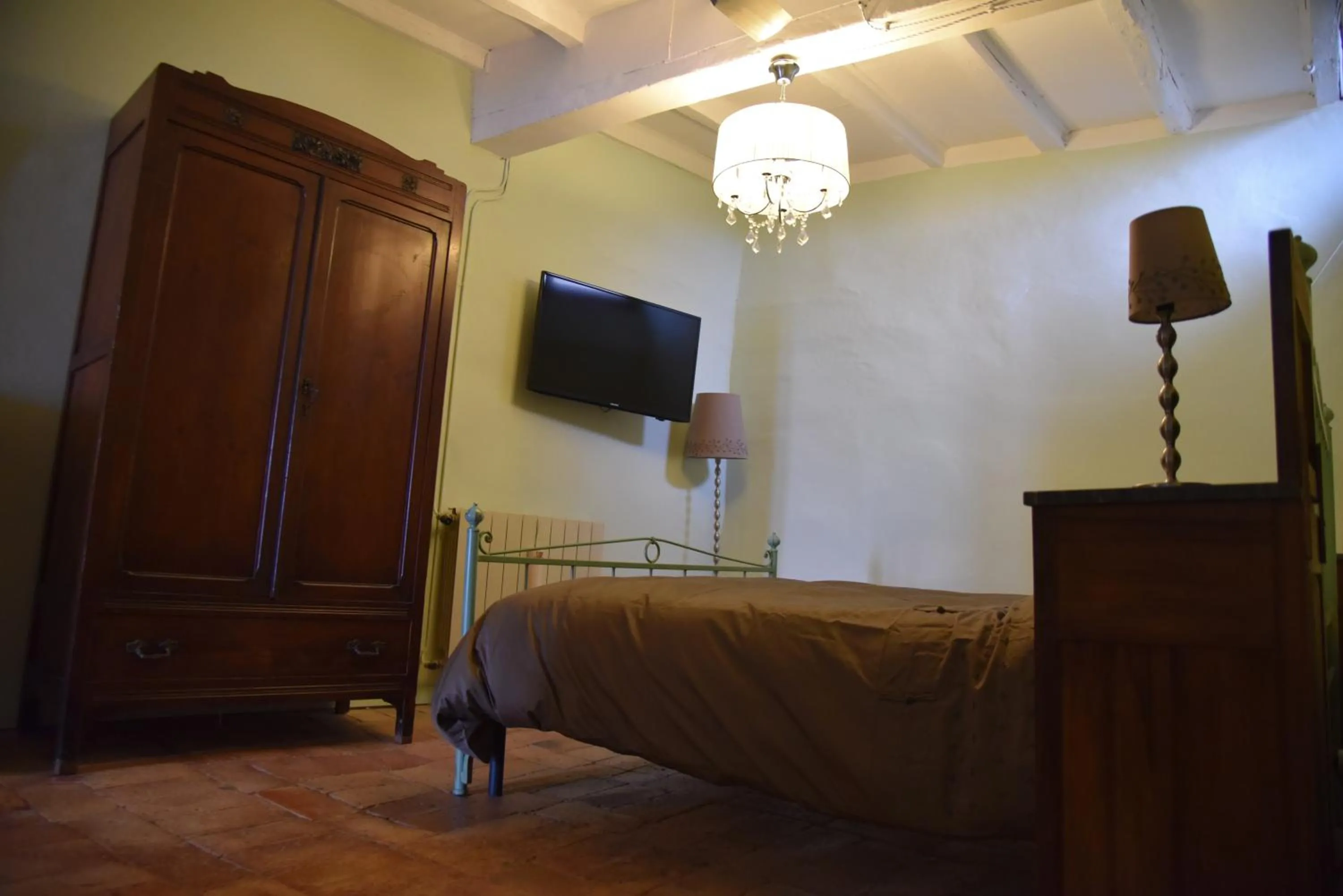 Bed in Casa Della Torre In Borgo Medievale