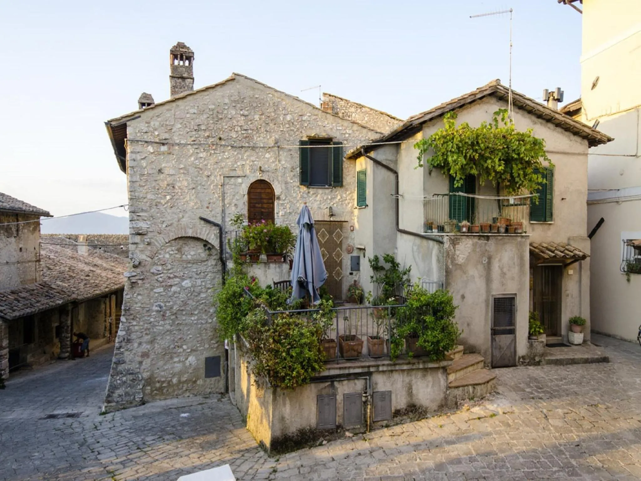 Facade/entrance in Casa Della Torre In Borgo Medievale