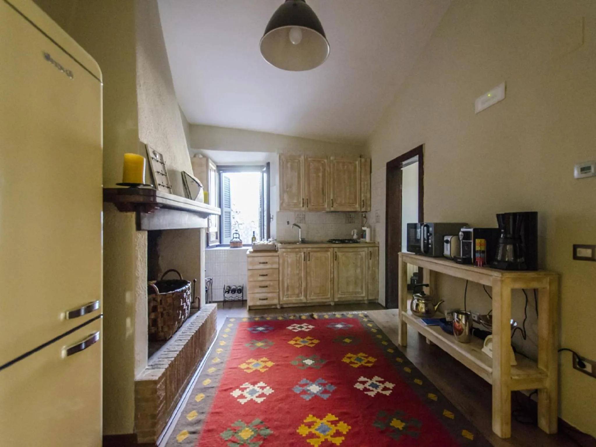 Kitchen or kitchenette in Casa Della Torre In Borgo Medievale