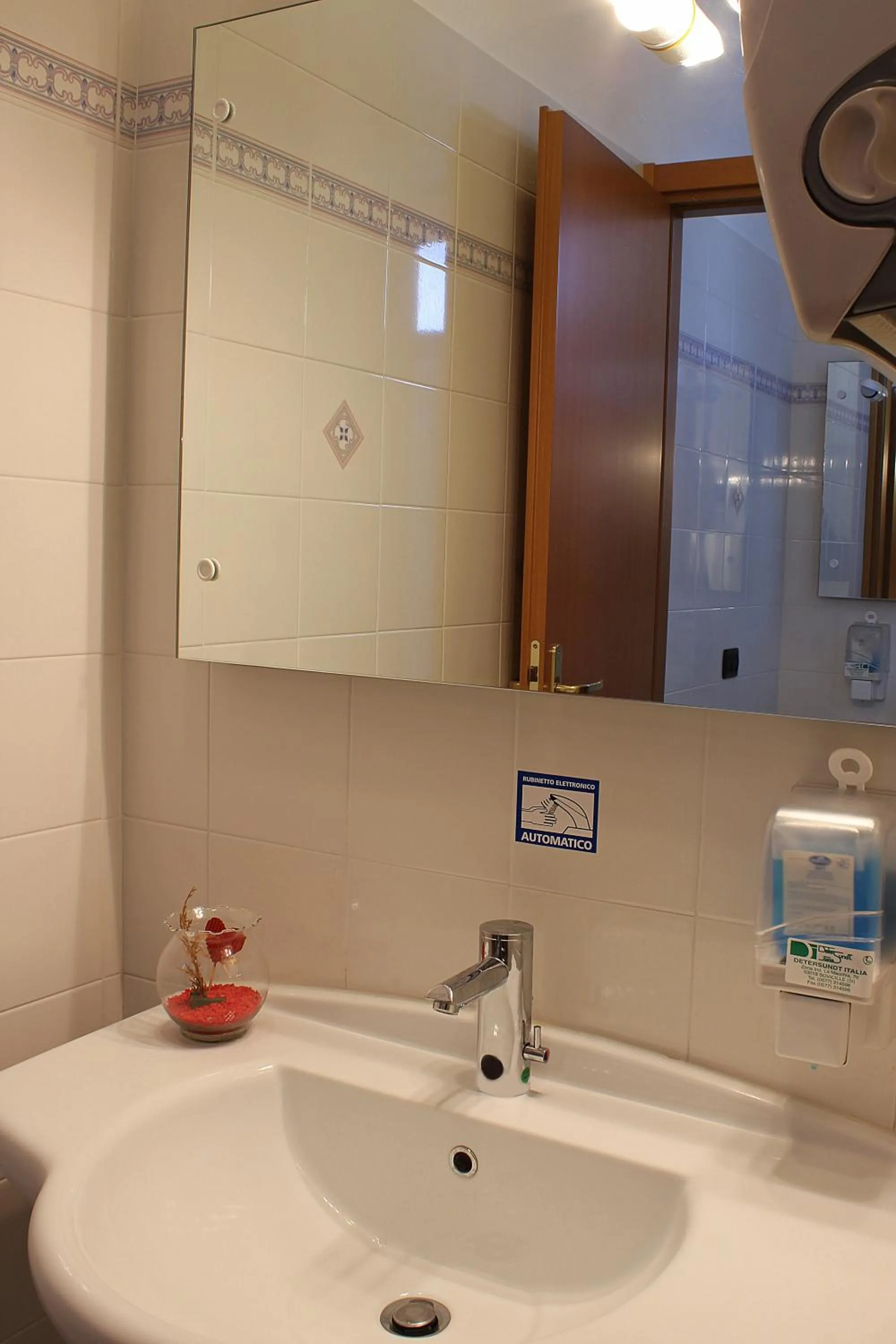 Bathroom in Hotel il Focolare