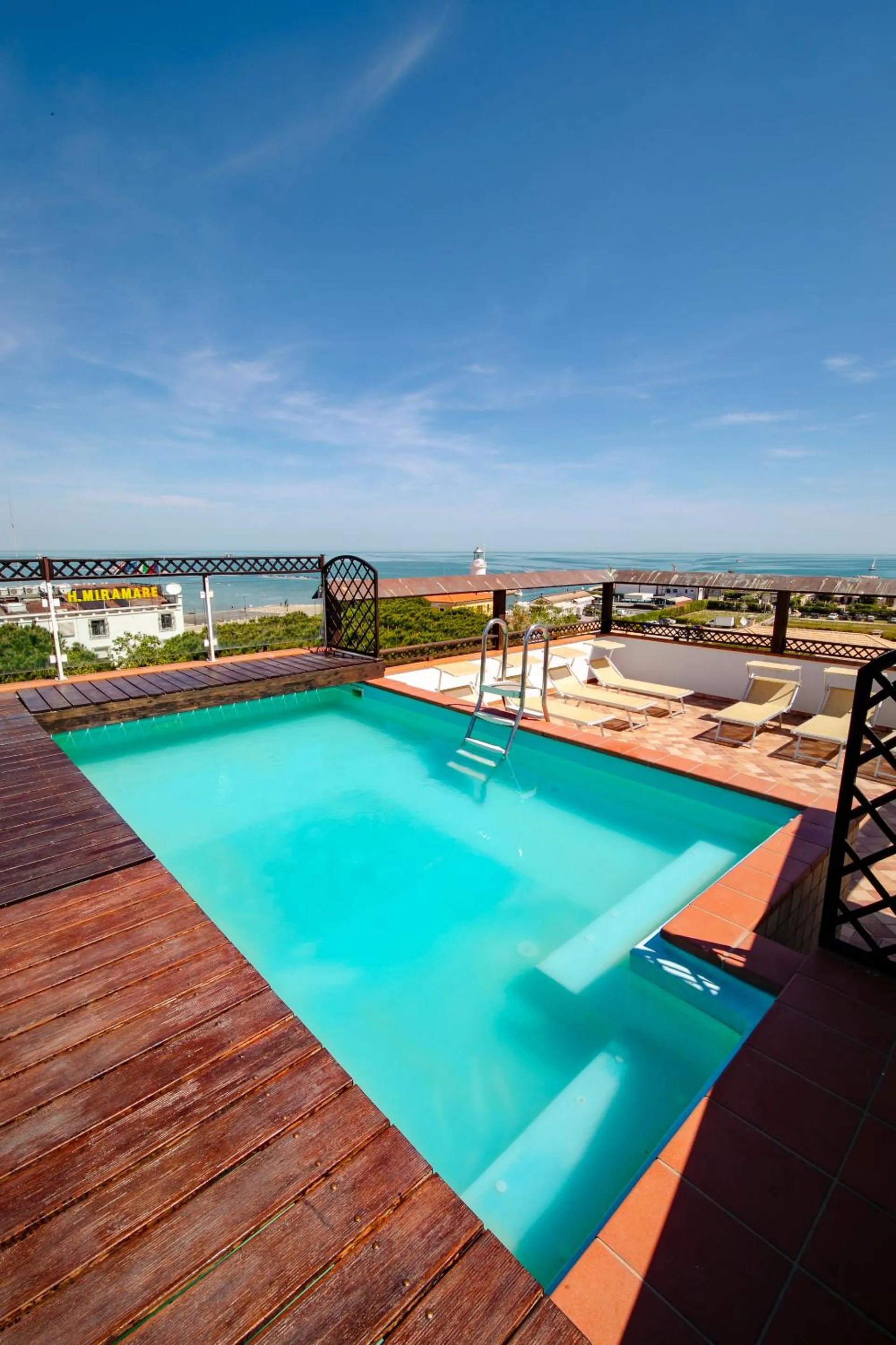 Pool view in New Bristol Sport Hotel