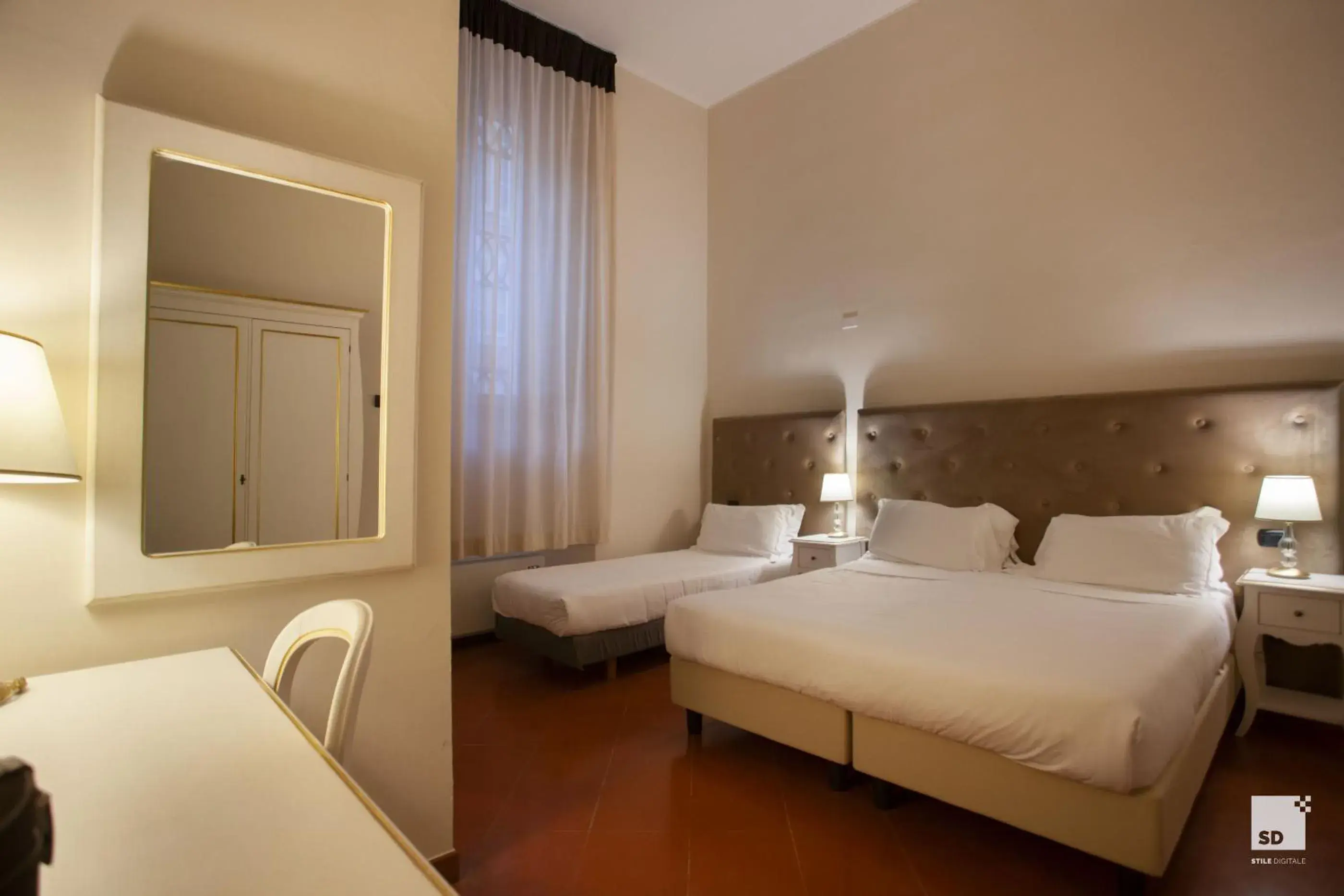 Triple Room in Palazzo Galletti Abbiosi Triple Room in Palazzo Galletti Abbiosi