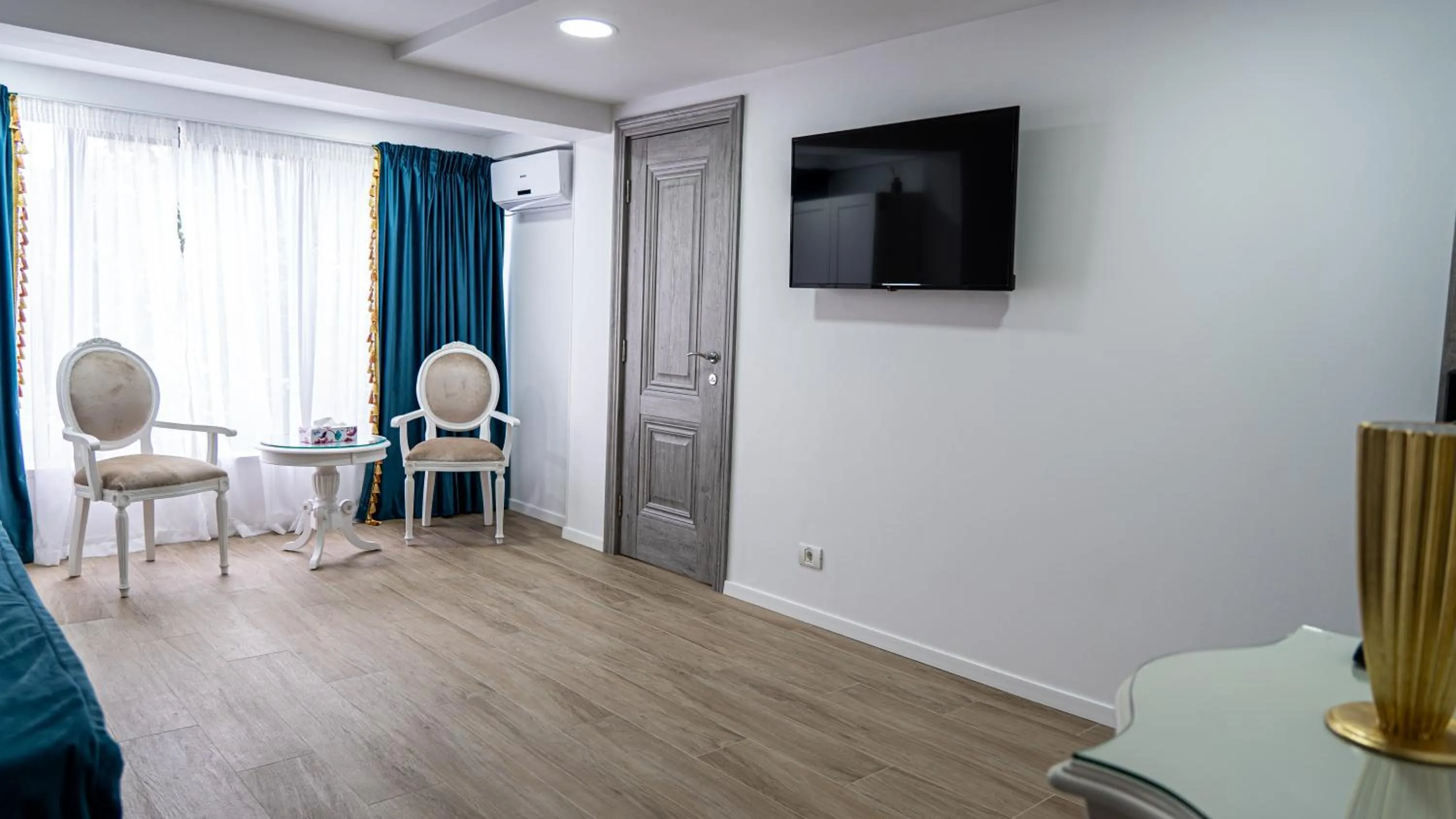 TV and multimedia in Avenue Venus - Avenue Hotels