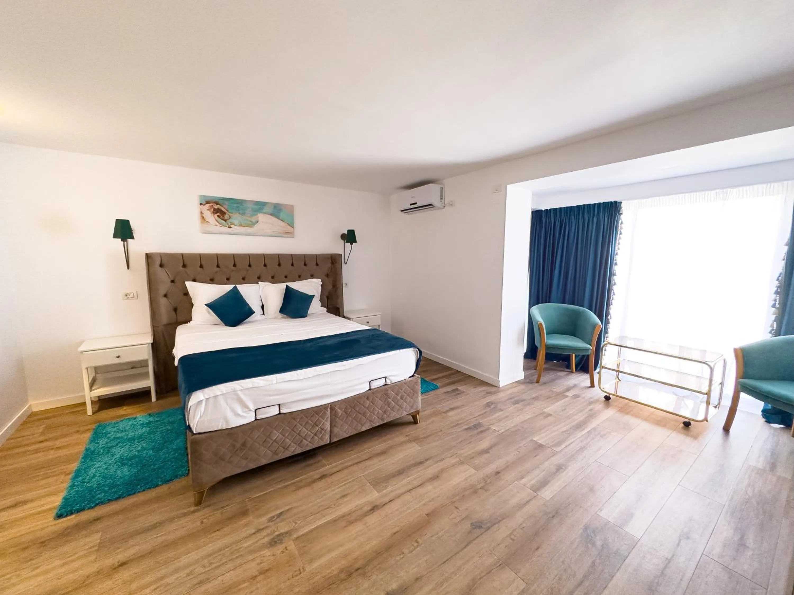 Bedroom, Bed in Avenue Venus - Avenue Hotels