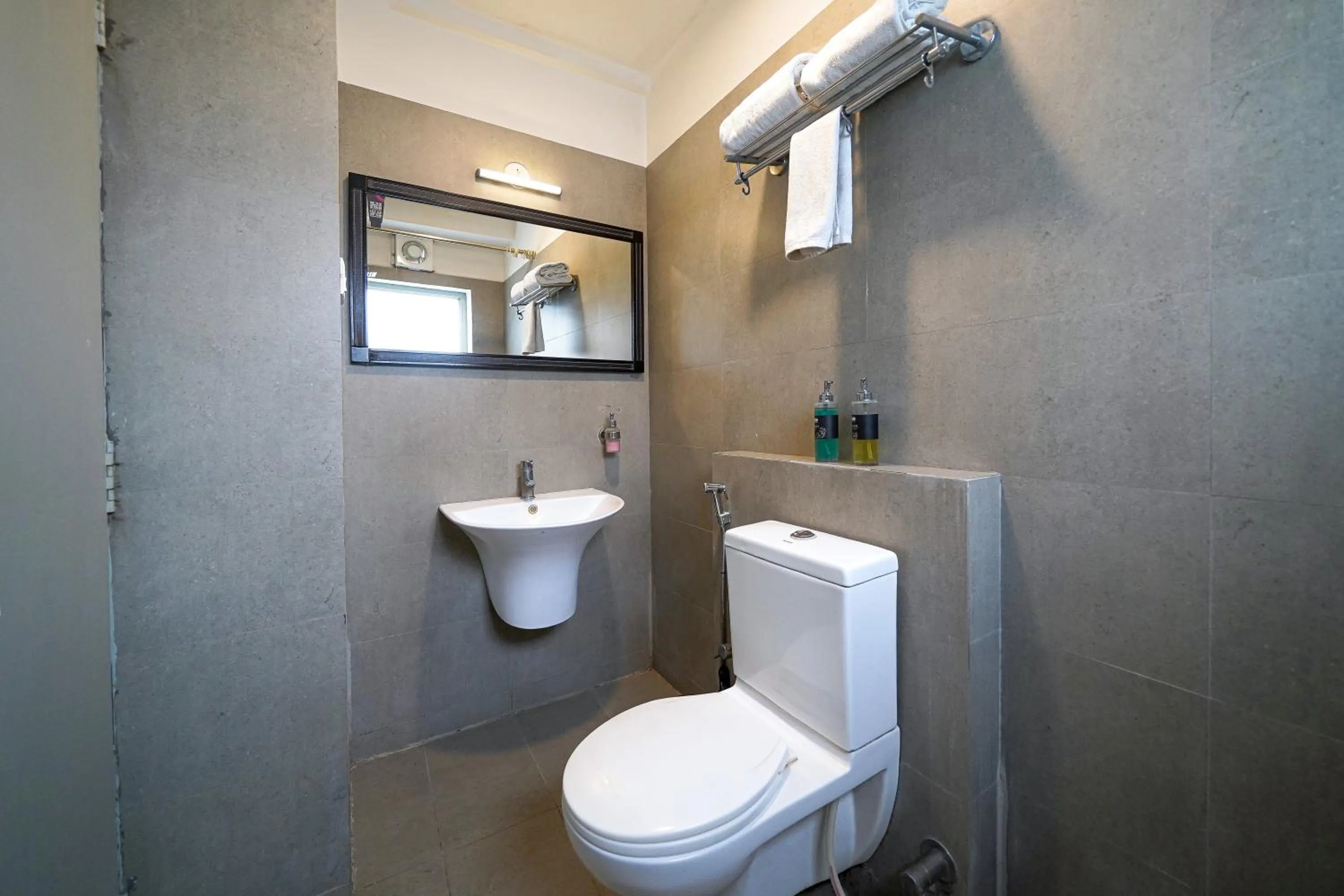 Toilet in Olive Zip Koramangala 100Ft Road by Embassy Group