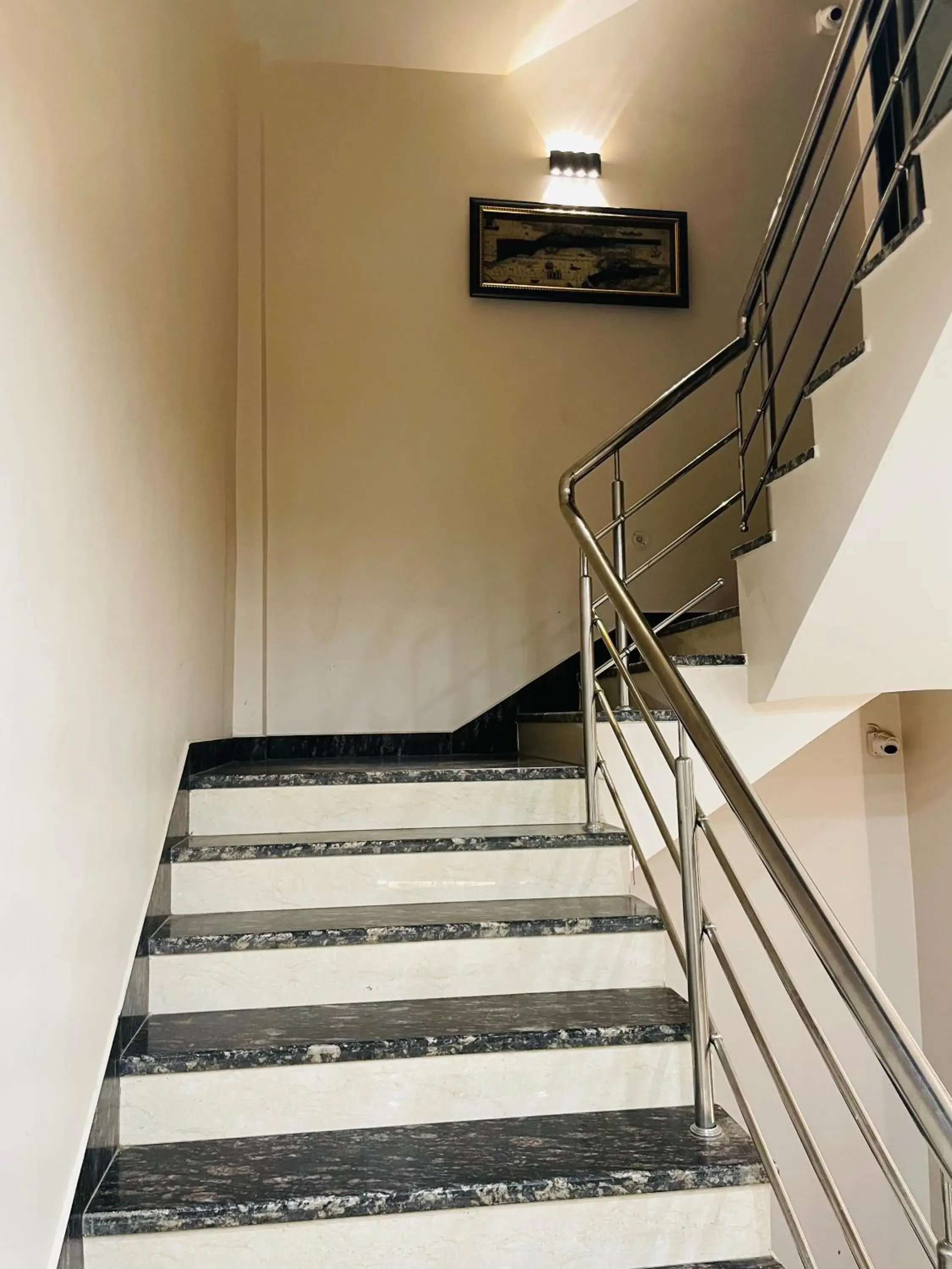 Property building in Hotel Singh Comfort Inn Property building in Hotel Singh Comfort Inn