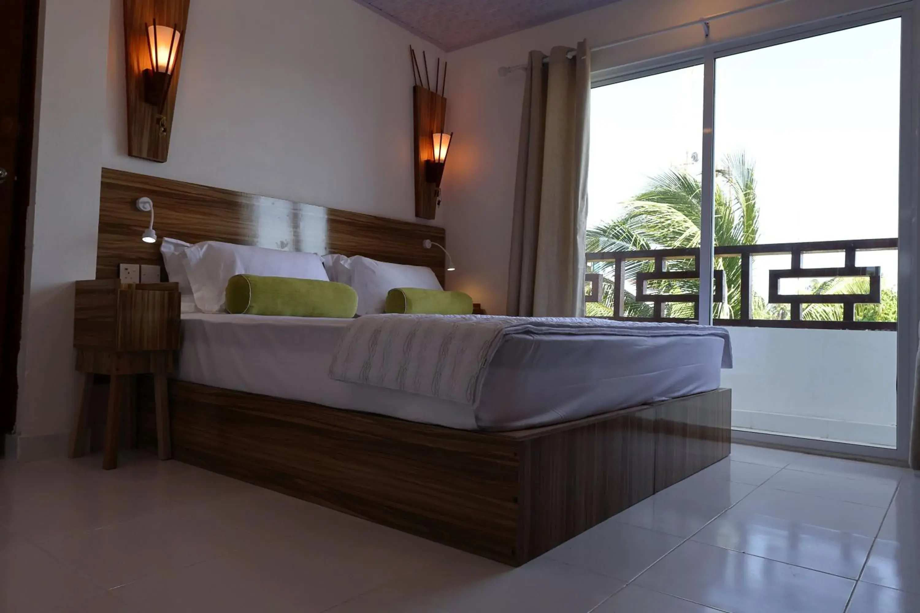 Deluxe Double Room - single occupancy in Batuta Maldives Fourson Deluxe Double Room - single occupancy in Batuta Maldives Fourson