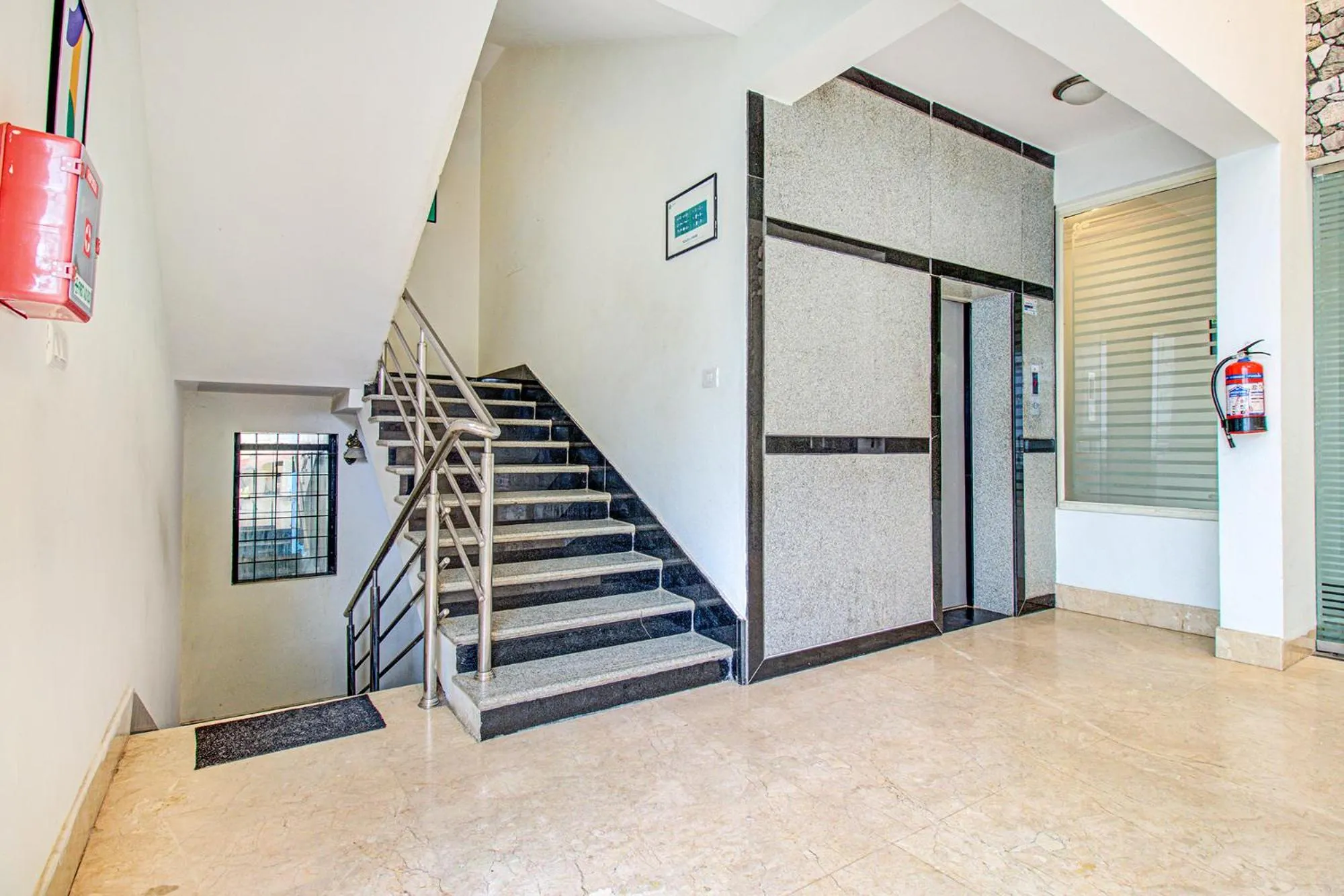 Lobby or reception in FabHotel Emara Grand - HAL Old Airport Road