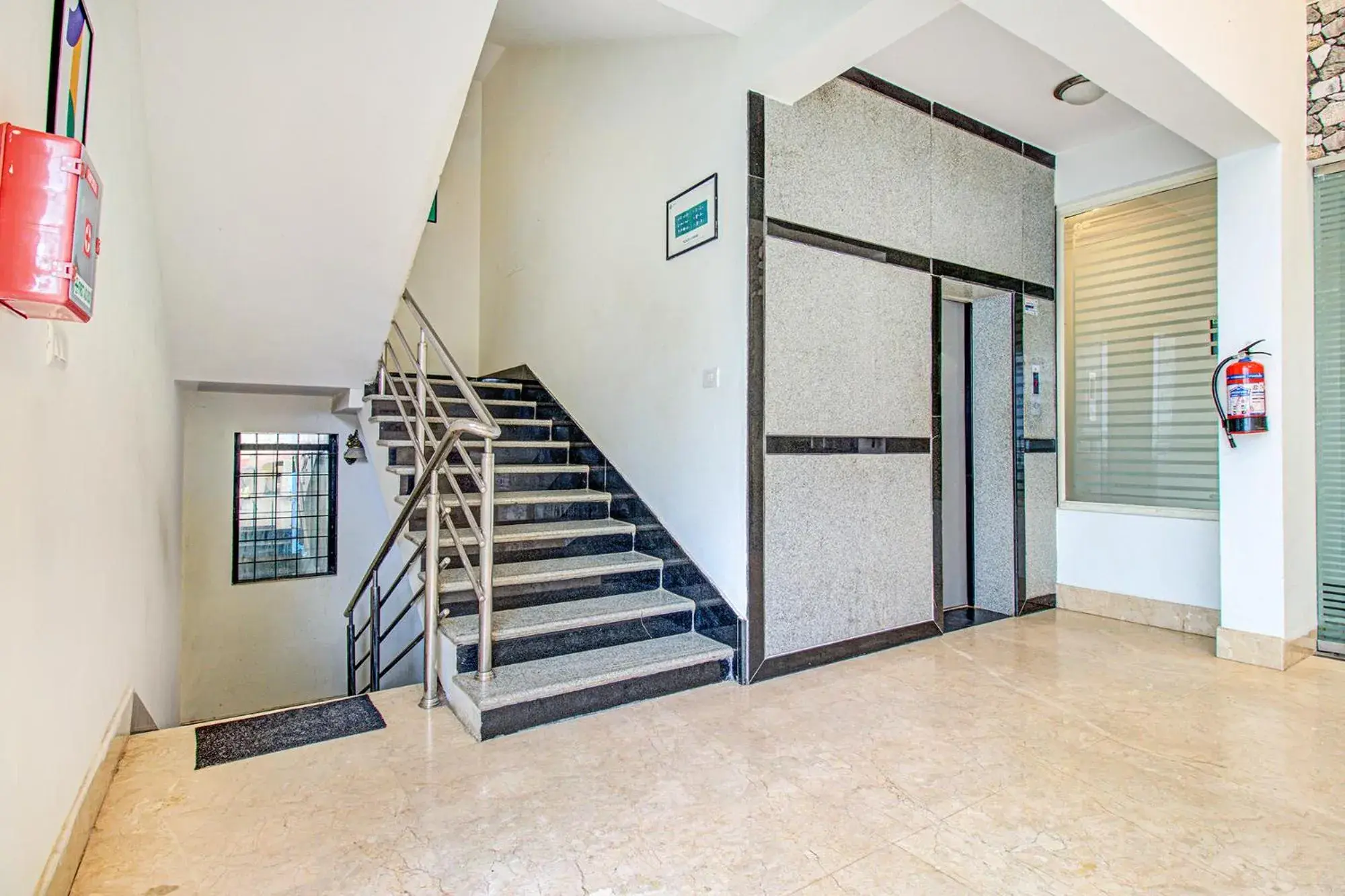 Lobby or reception in FabHotel Emara Grand - HAL Old Airport Road Lobby or reception in FabHotel Emara Grand - HAL Old Airport Road