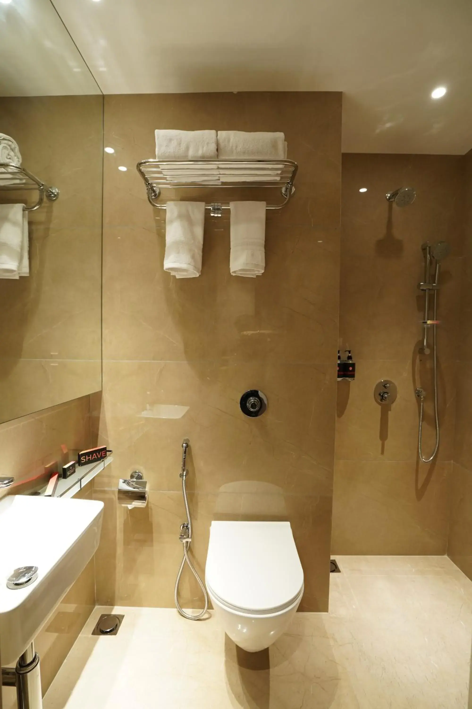 Bathroom in Ginger Mumbai, Goregaon Bathroom in Ginger Mumbai, Goregaon