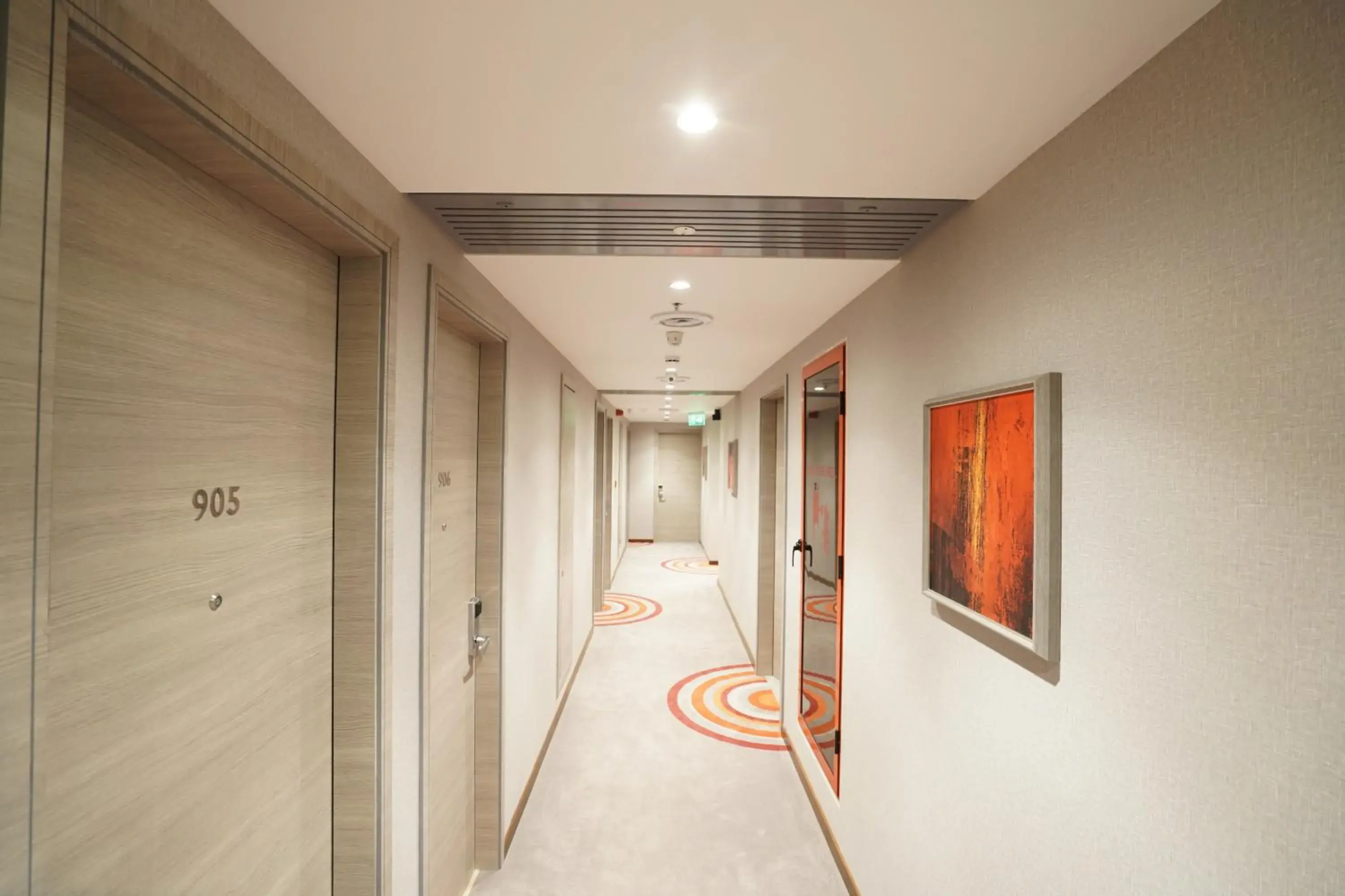 Property building in Ginger Mumbai, Goregaon Property building in Ginger Mumbai, Goregaon