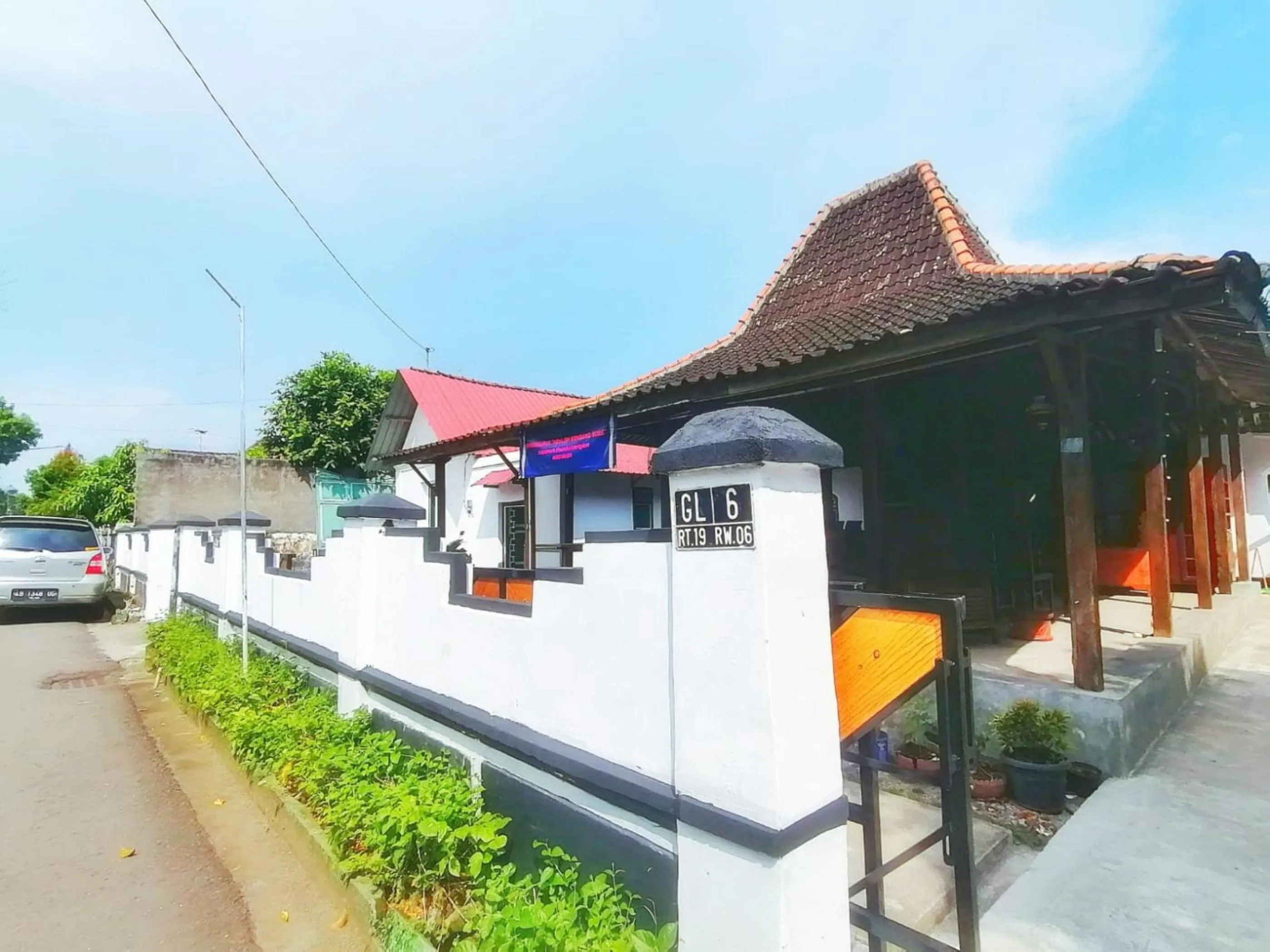 RedDoorz Syariah @ Ndalem Kembang Sore Yogyakarta