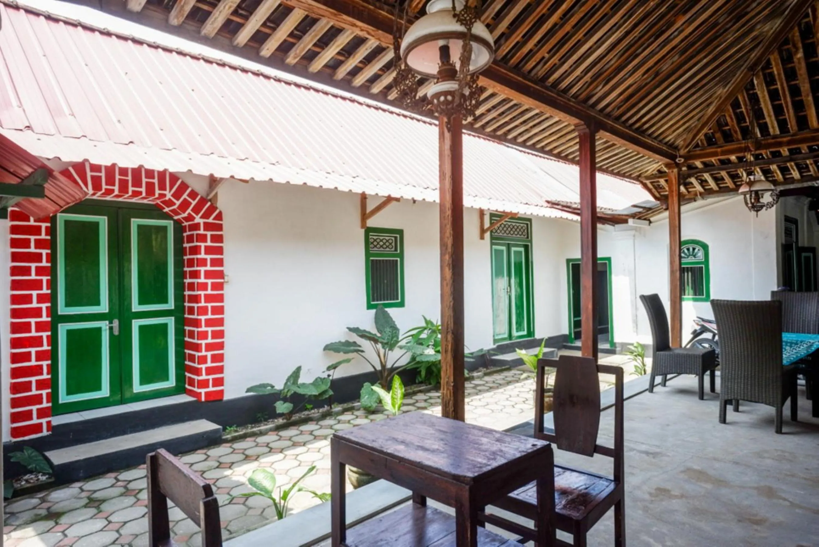 RedDoorz Syariah @ Ndalem Kembang Sore Yogyakarta