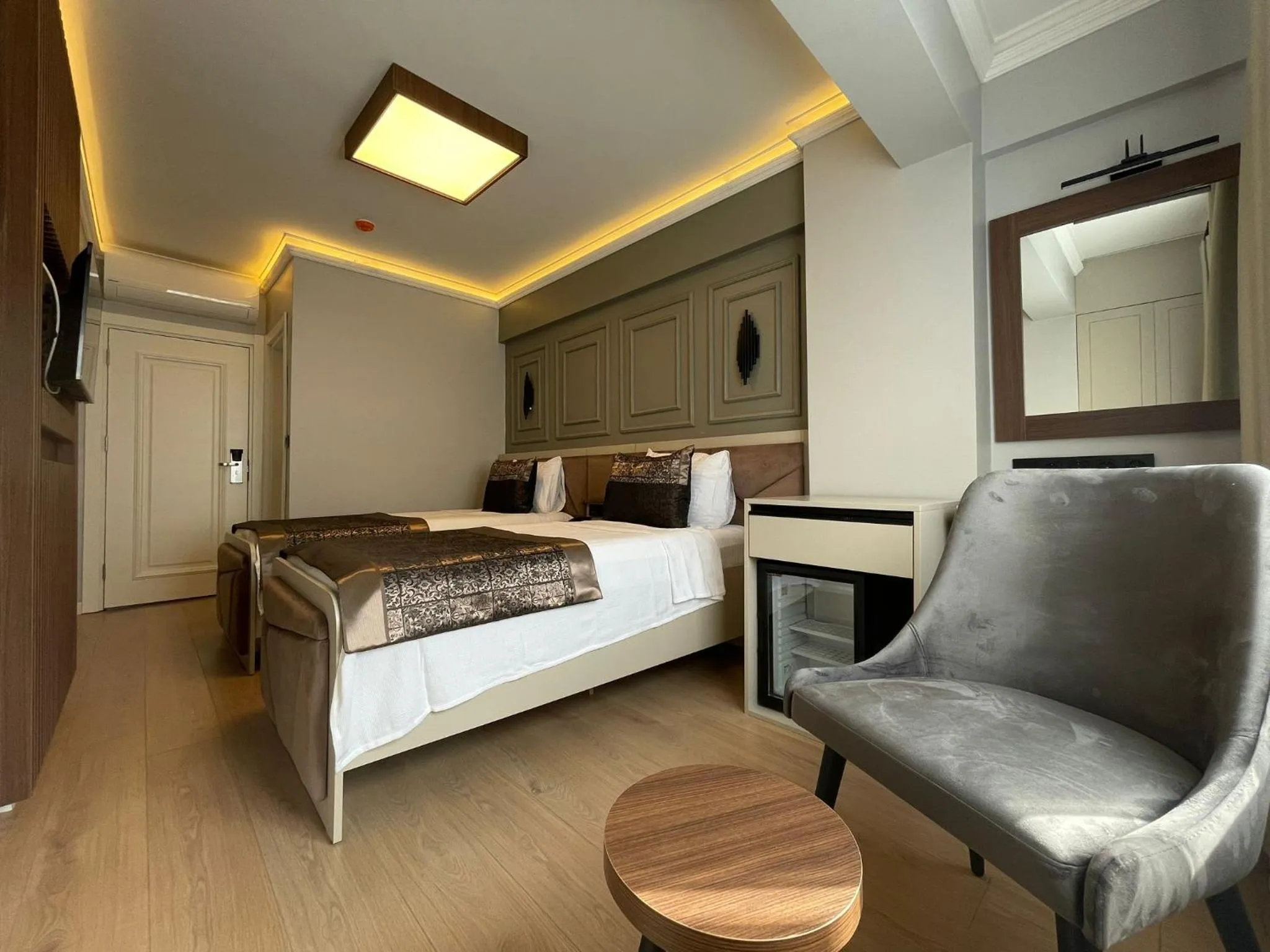 Photo of the whole room, Bed in Azra Sultan Hotel & Spa