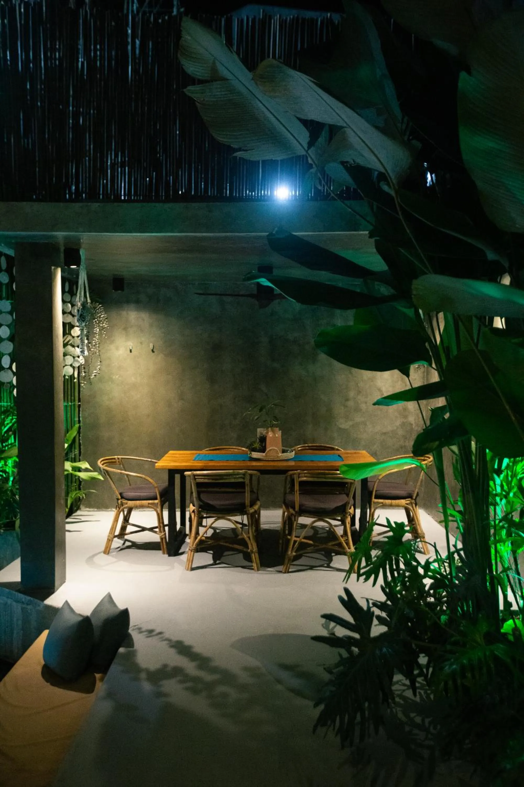 Dining area in Panorama Villas El Nido