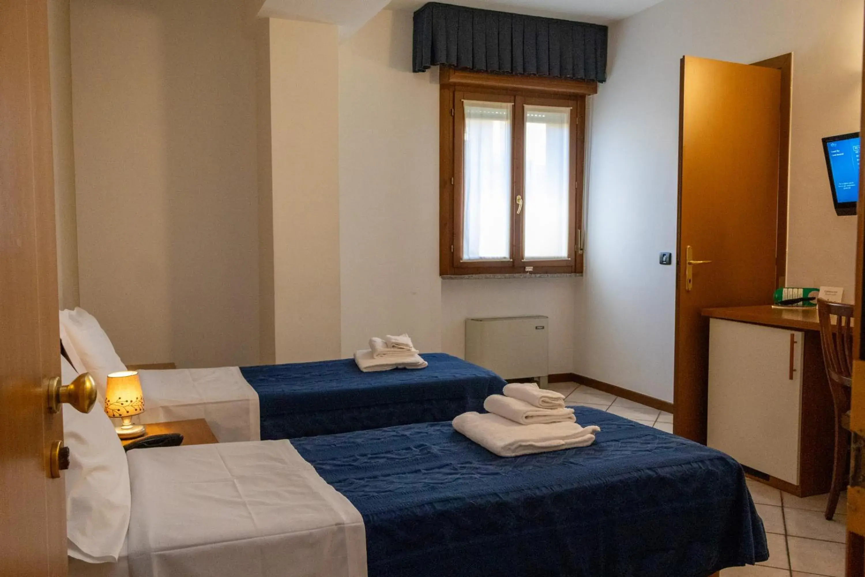 Standard Twin Room in Sole della Franciacorta - Hotel & Restaurant Standard Twin Room in Sole della Franciacorta - Hotel & Restaurant