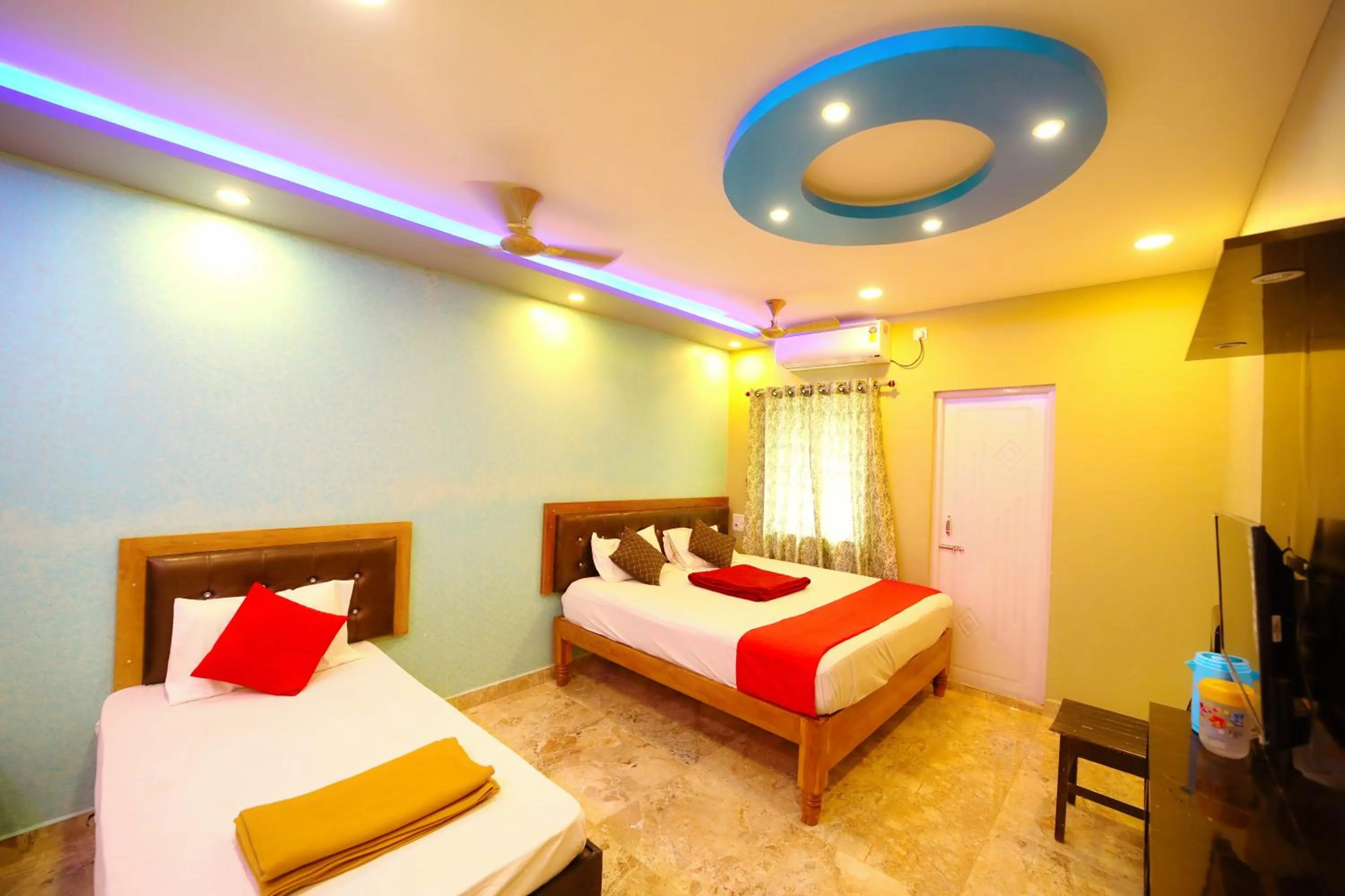 Bed in DayLight Stay