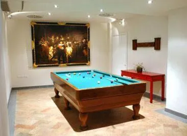 Billiard in Hotel Tiferno