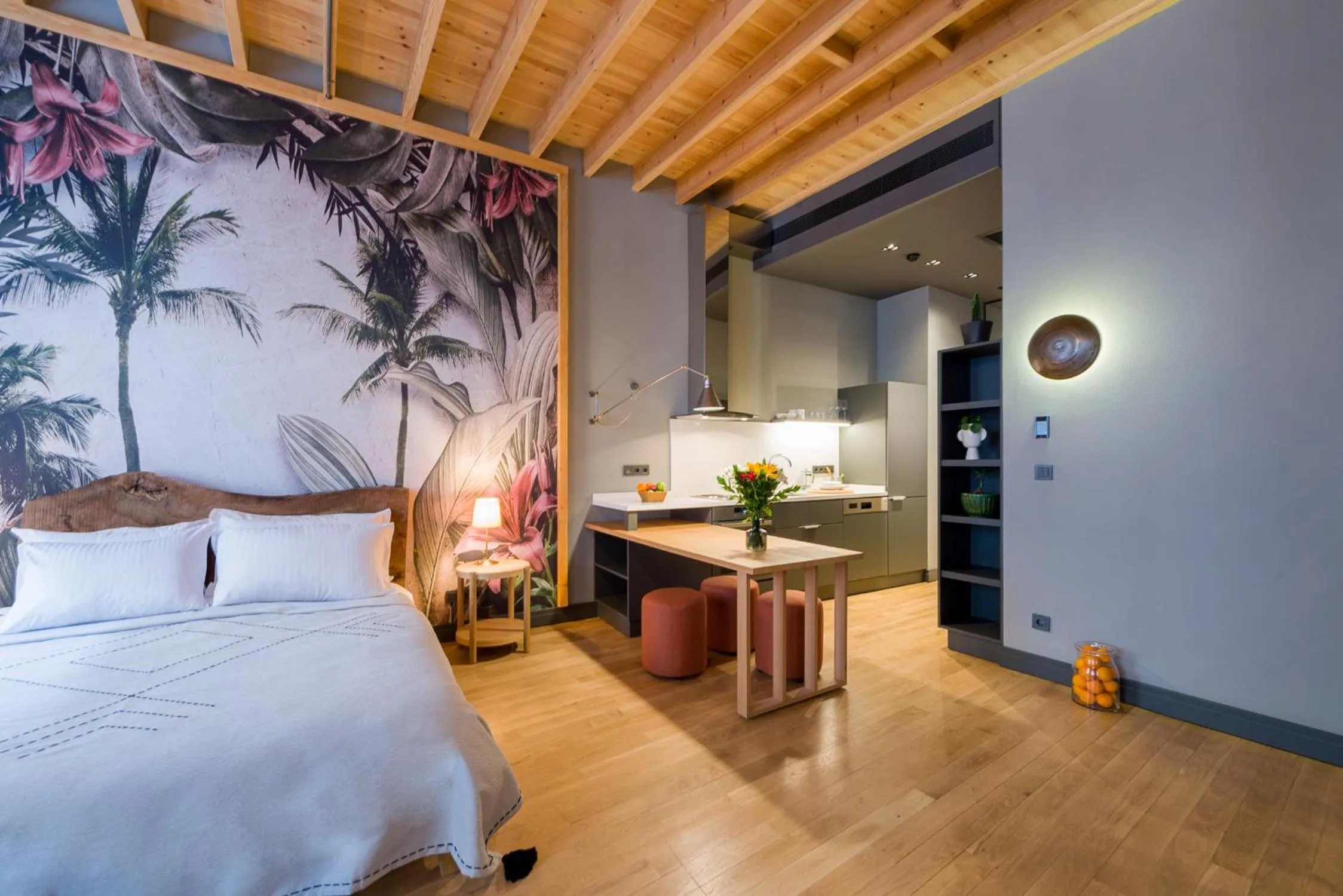 Dining area, Bed in Art Pera Suites