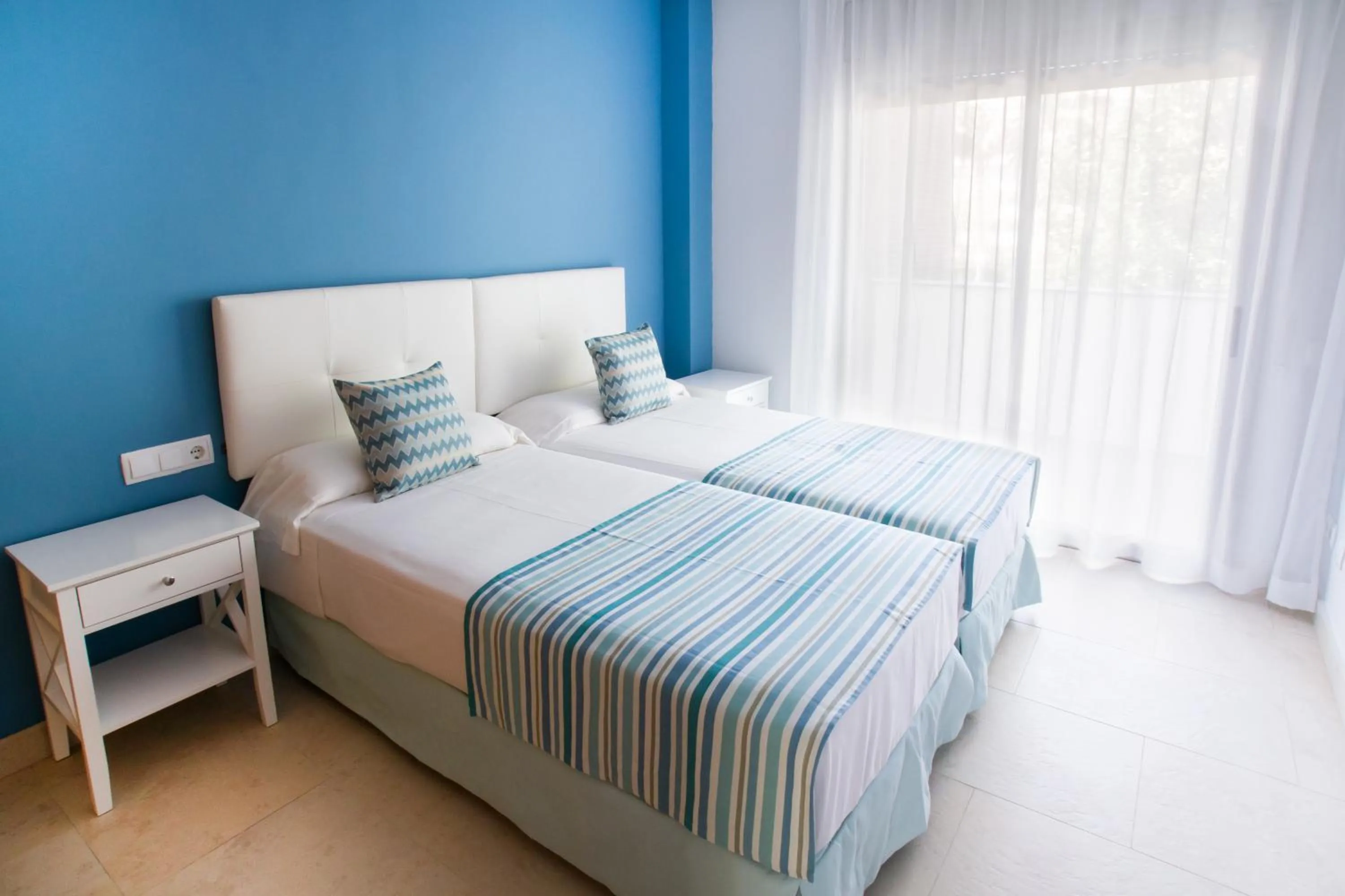 Bedroom, Bed in IBERSOL SPA AQQUARIA SUITES