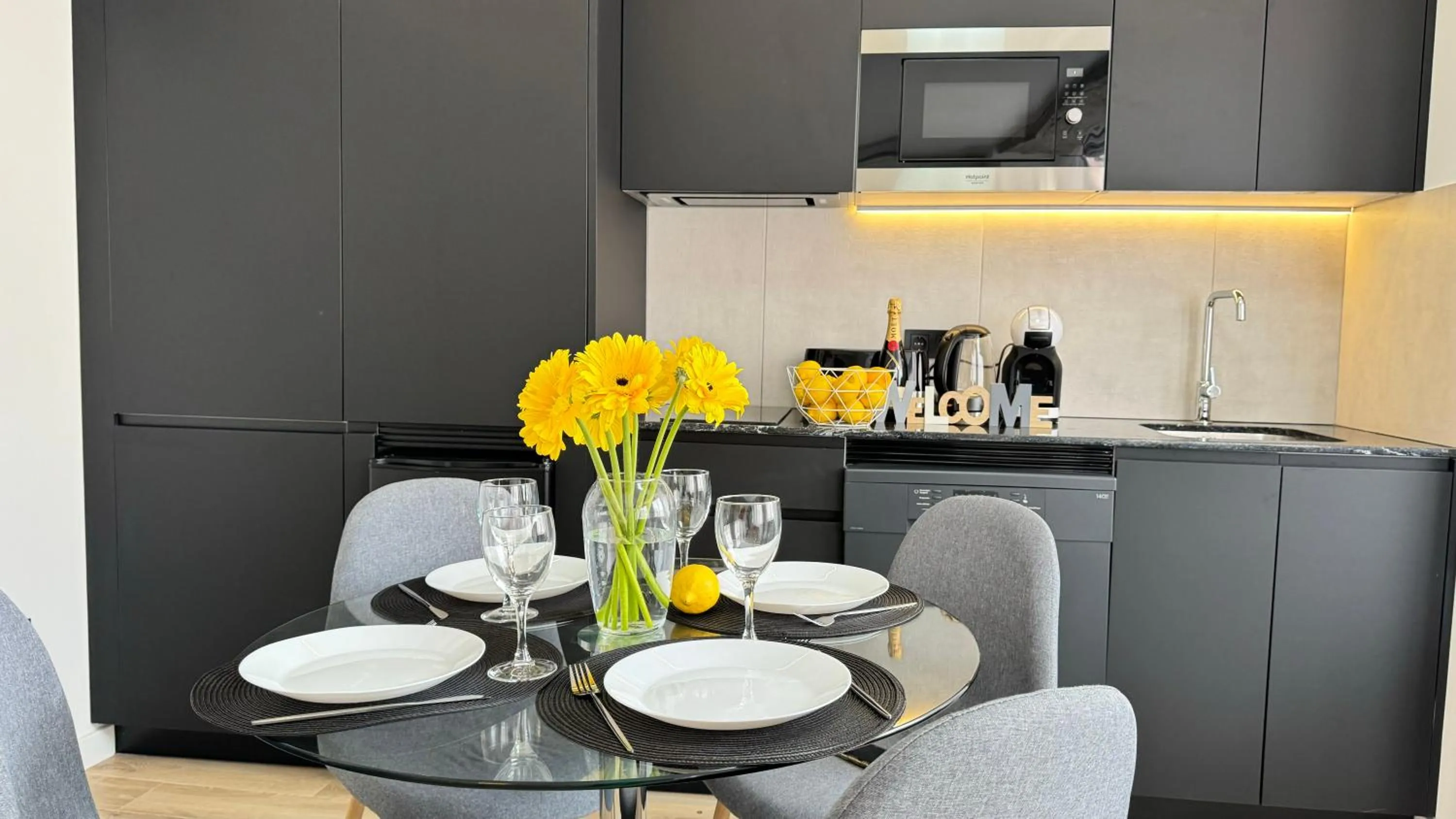 Kitchen or kitchenette in Apart-hotel Happy Life