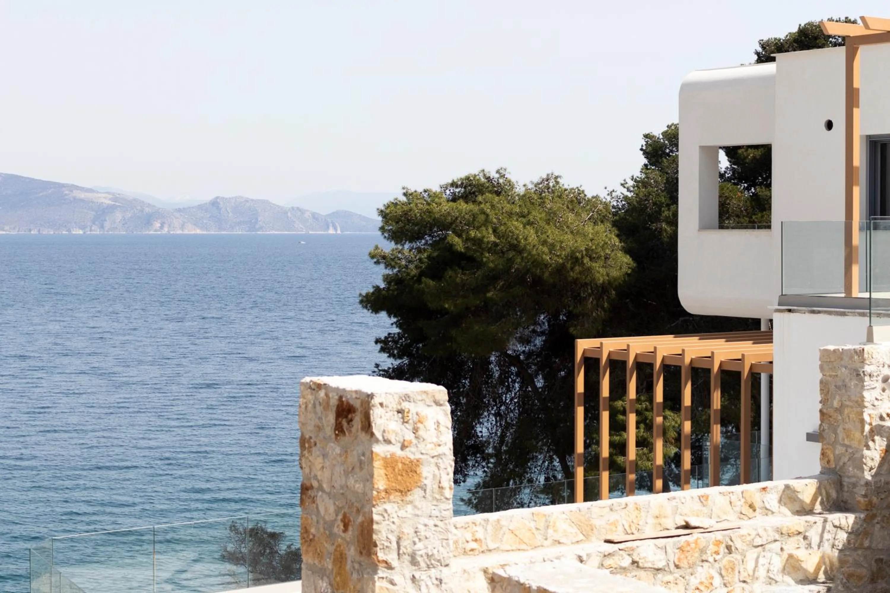 Property building in Anavalos